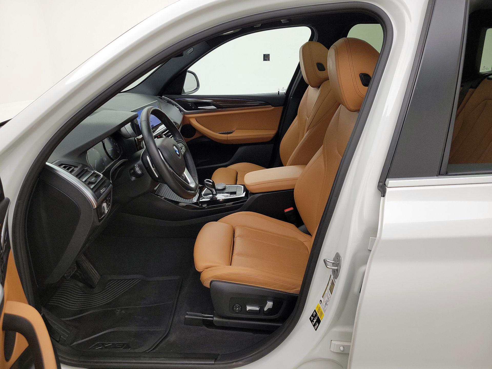 Thumbnail: 2022 BMW X3 - 11