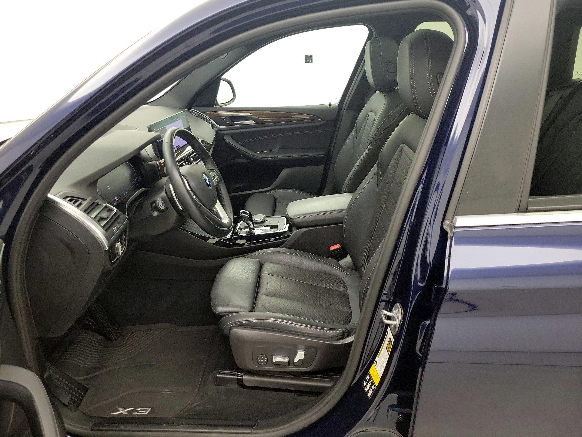 Thumbnail: 2022 BMW X3 - 11