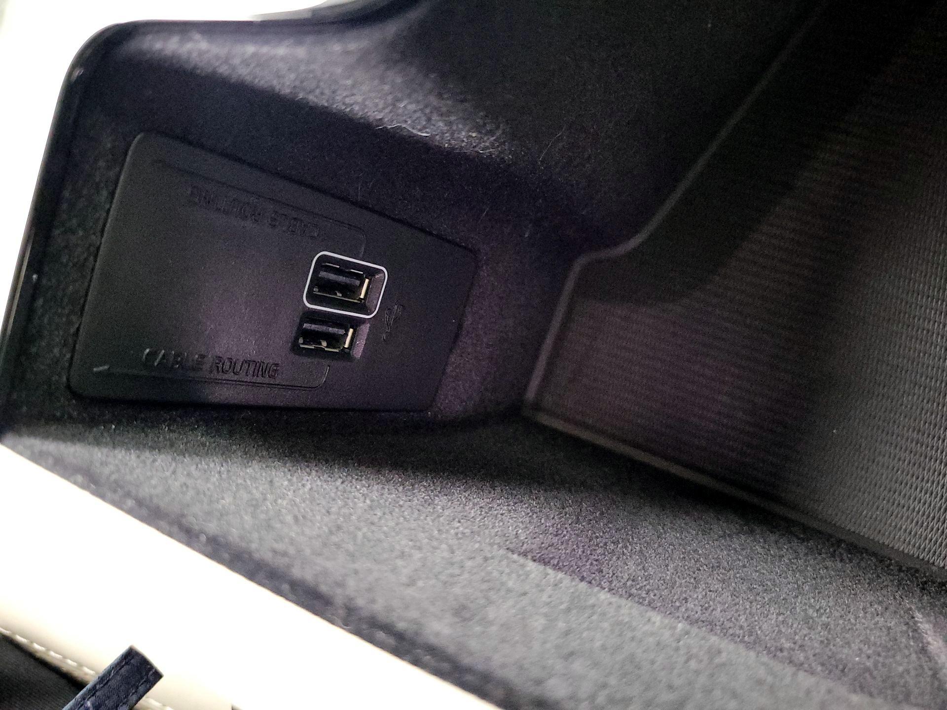 Thumbnail: 2022 Volvo XC90 - 19