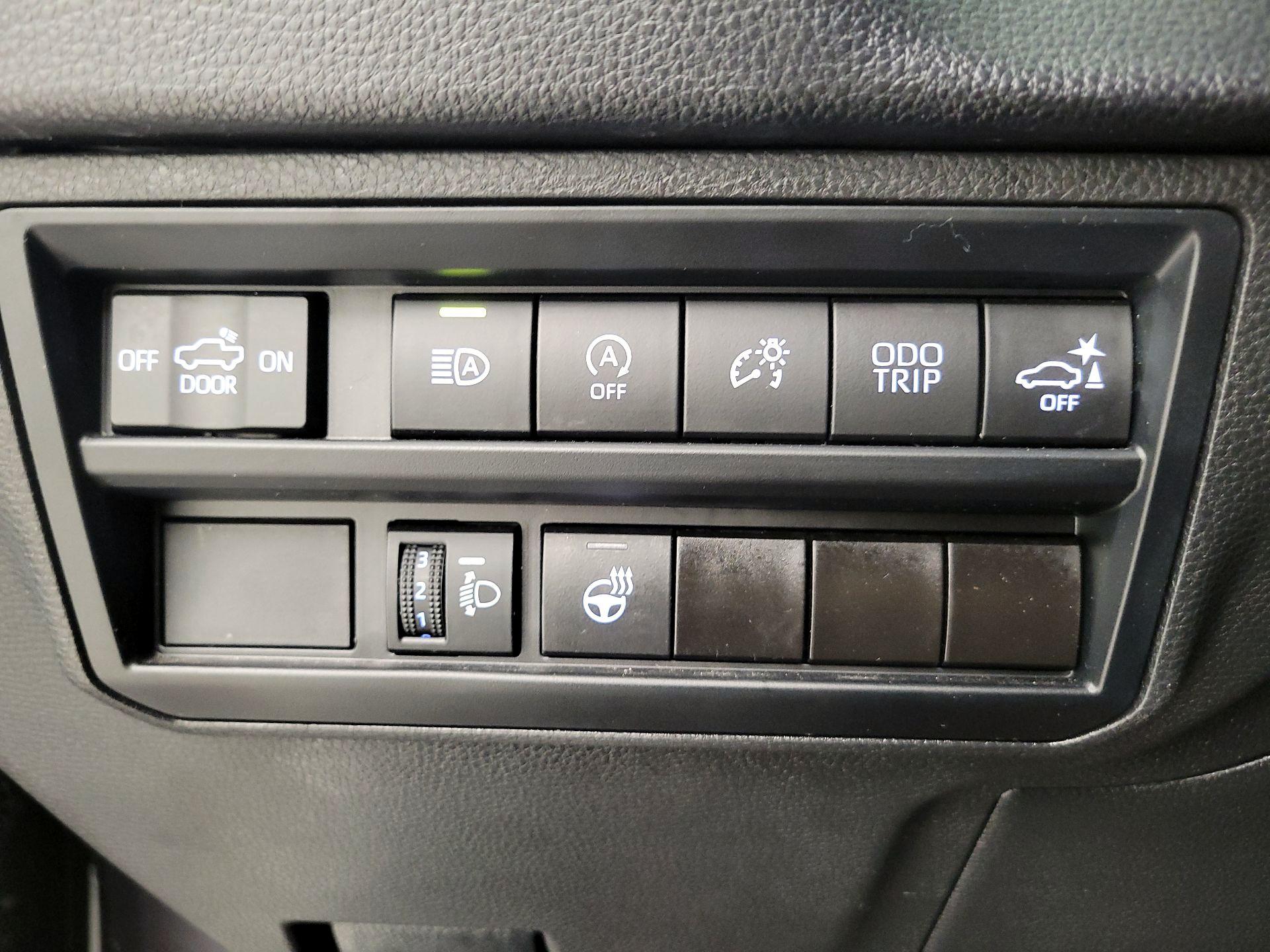 Thumbnail: 2023 Toyota Tundra - 13