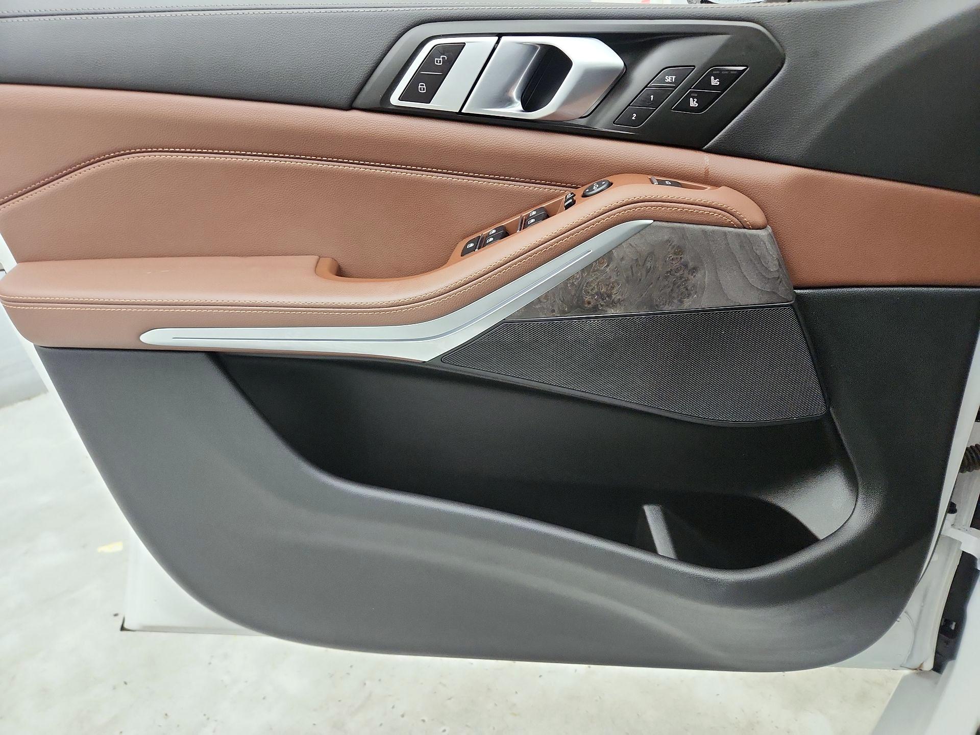 Thumbnail: 2020 BMW X5 - 12