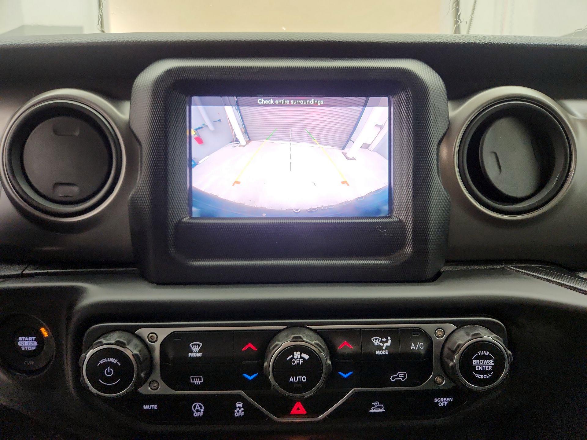 Thumbnail: 2021 Jeep Wrangler - 14