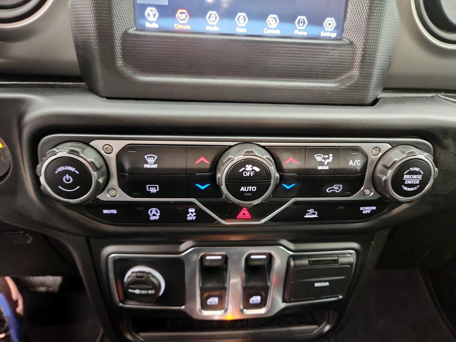 Thumbnail: 2021 Jeep Wrangler - 16