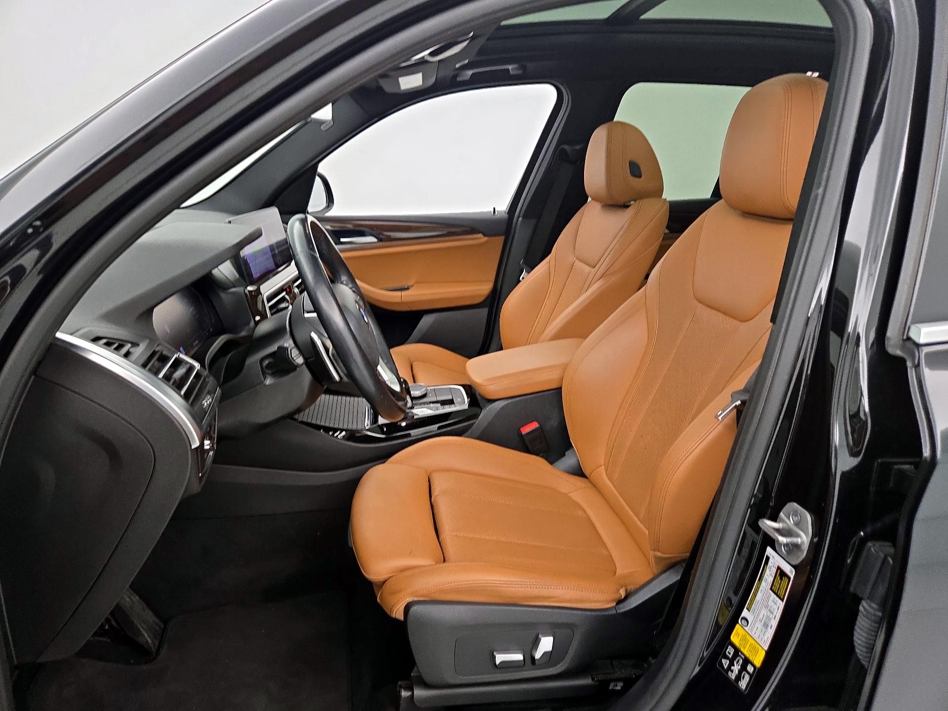 Thumbnail: 2022 BMW X3 - 11