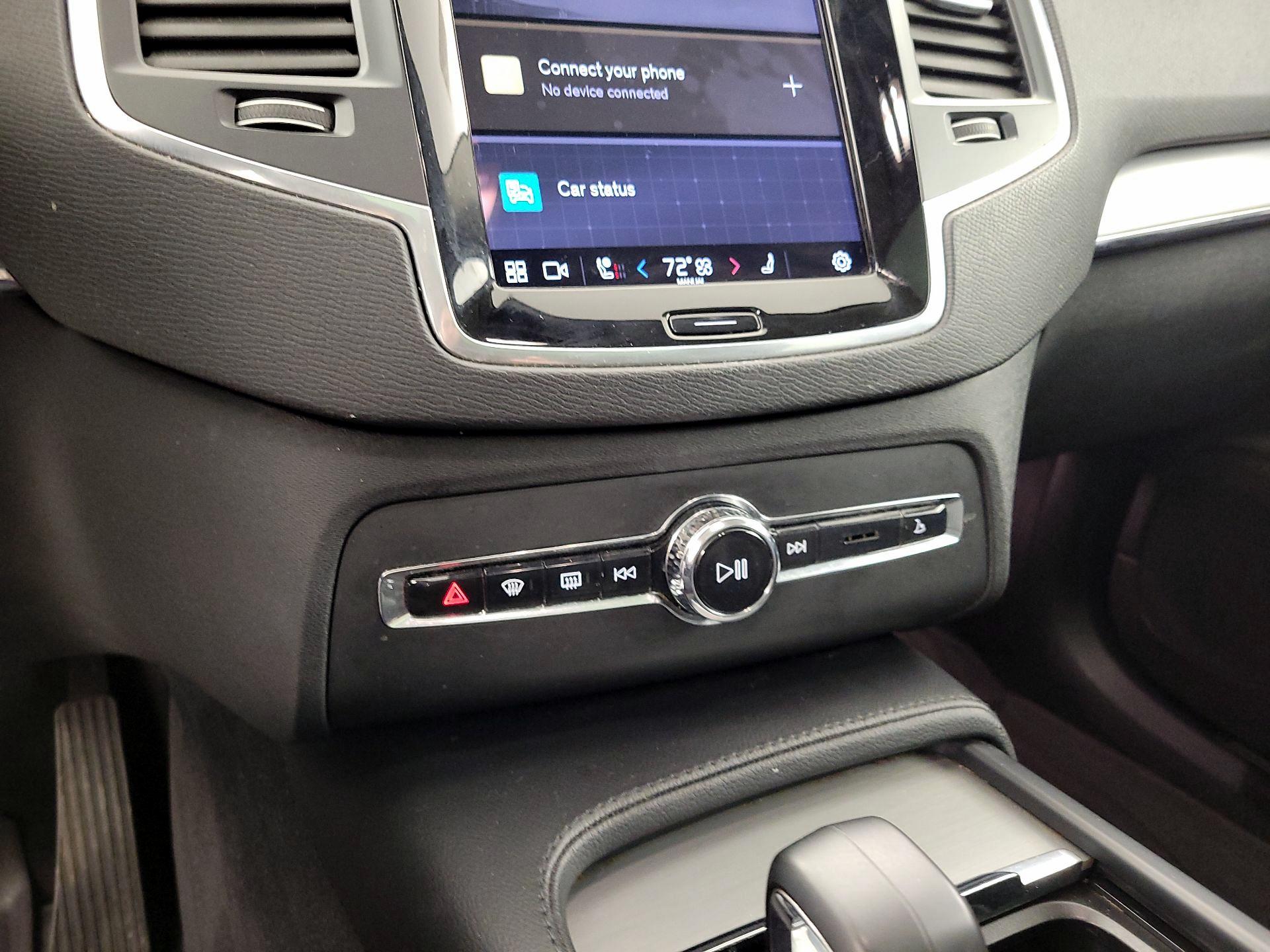 Thumbnail: 2023 Volvo XC90 - 17