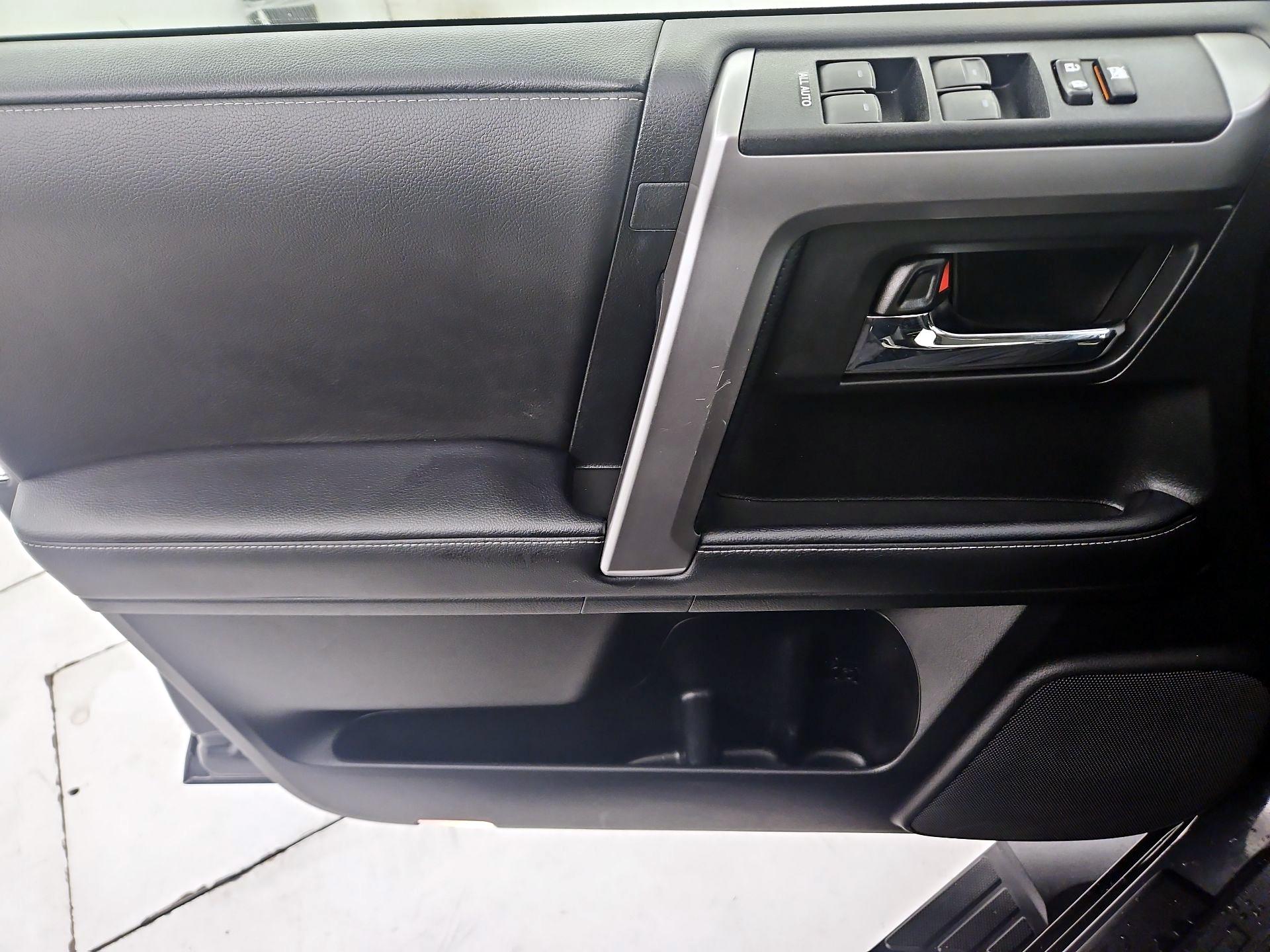 Thumbnail: 2024 Toyota 4Runner - 12