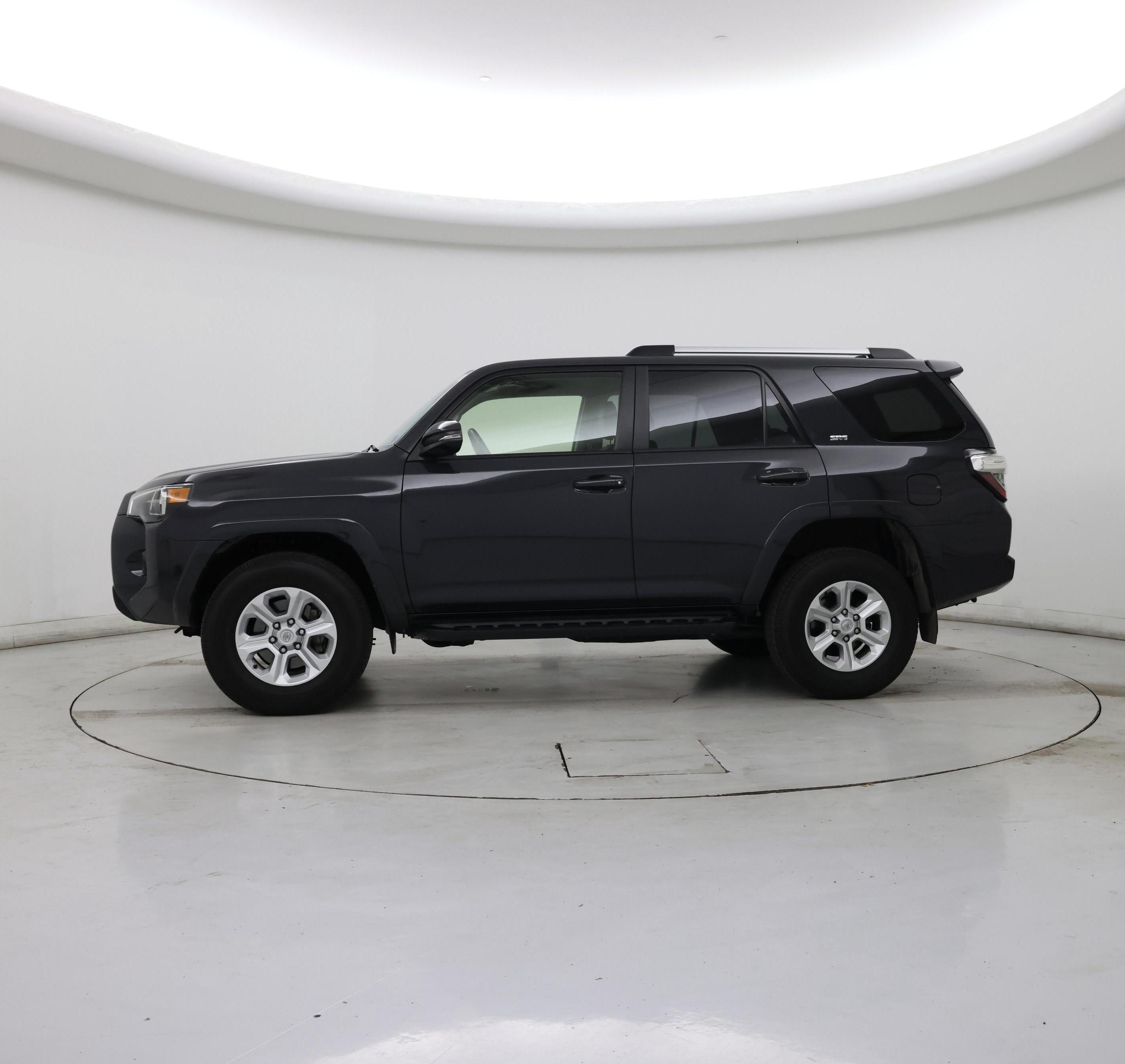 Thumbnail: 2024 Toyota 4Runner - 3