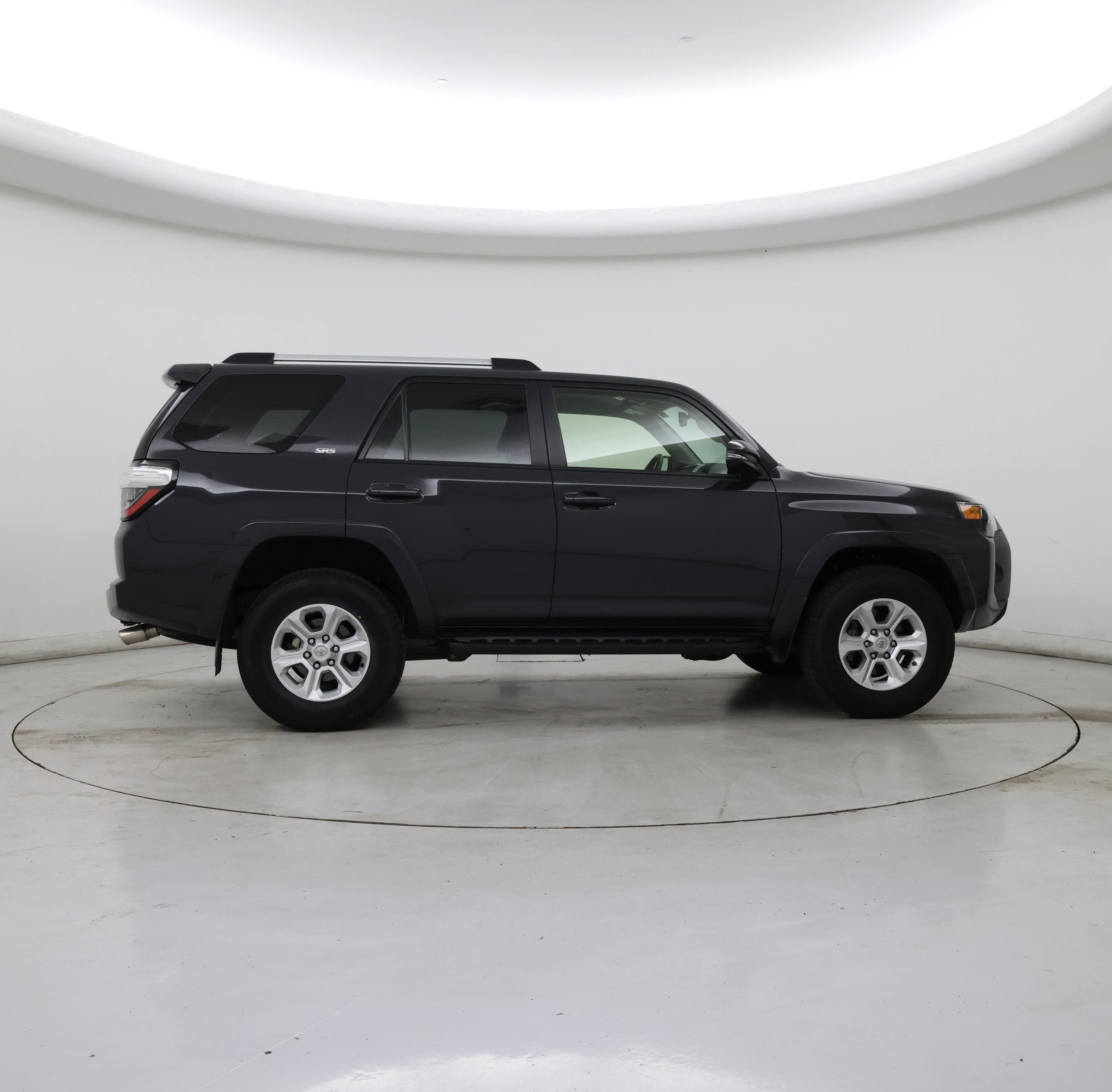 Thumbnail: 2024 Toyota 4Runner - 7