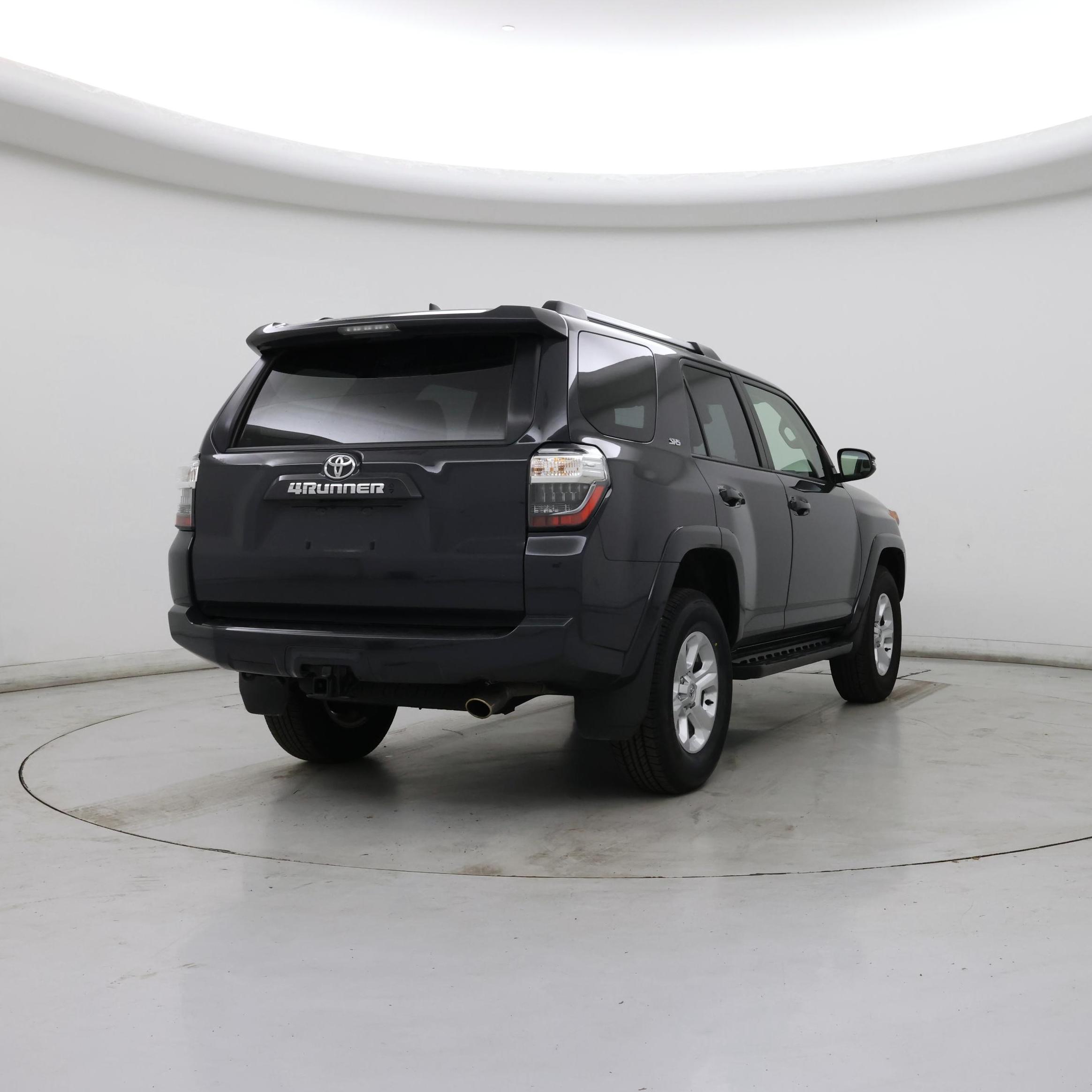 Thumbnail: 2024 Toyota 4Runner - 8