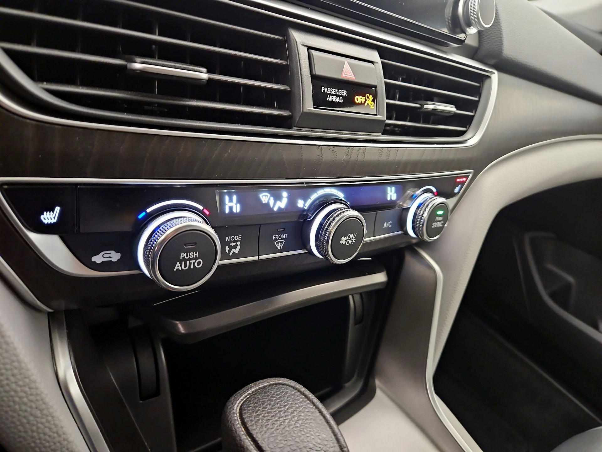 Thumbnail: 2019 Honda Accord - 16