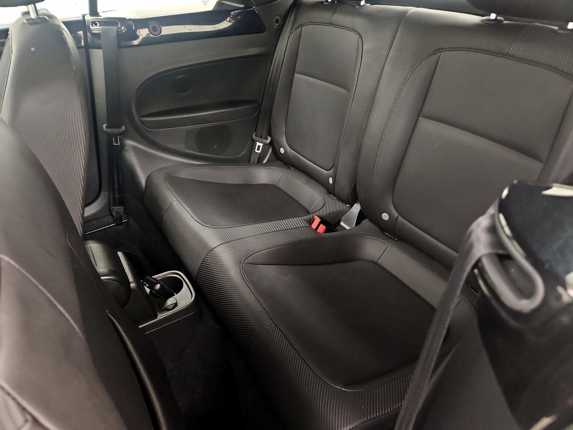 Thumbnail: 2014 Volkswagen Beetle - 19