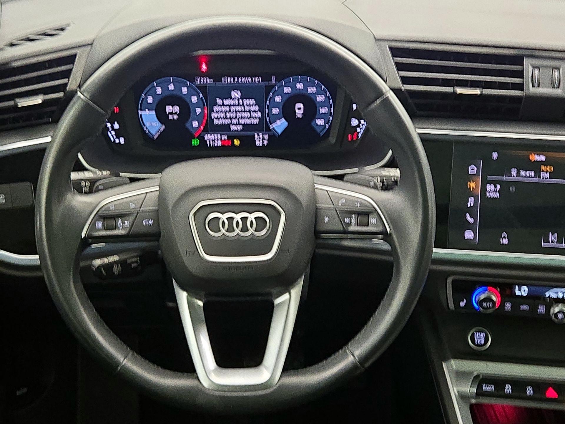 Thumbnail: 2023 Audi Q3 - 10