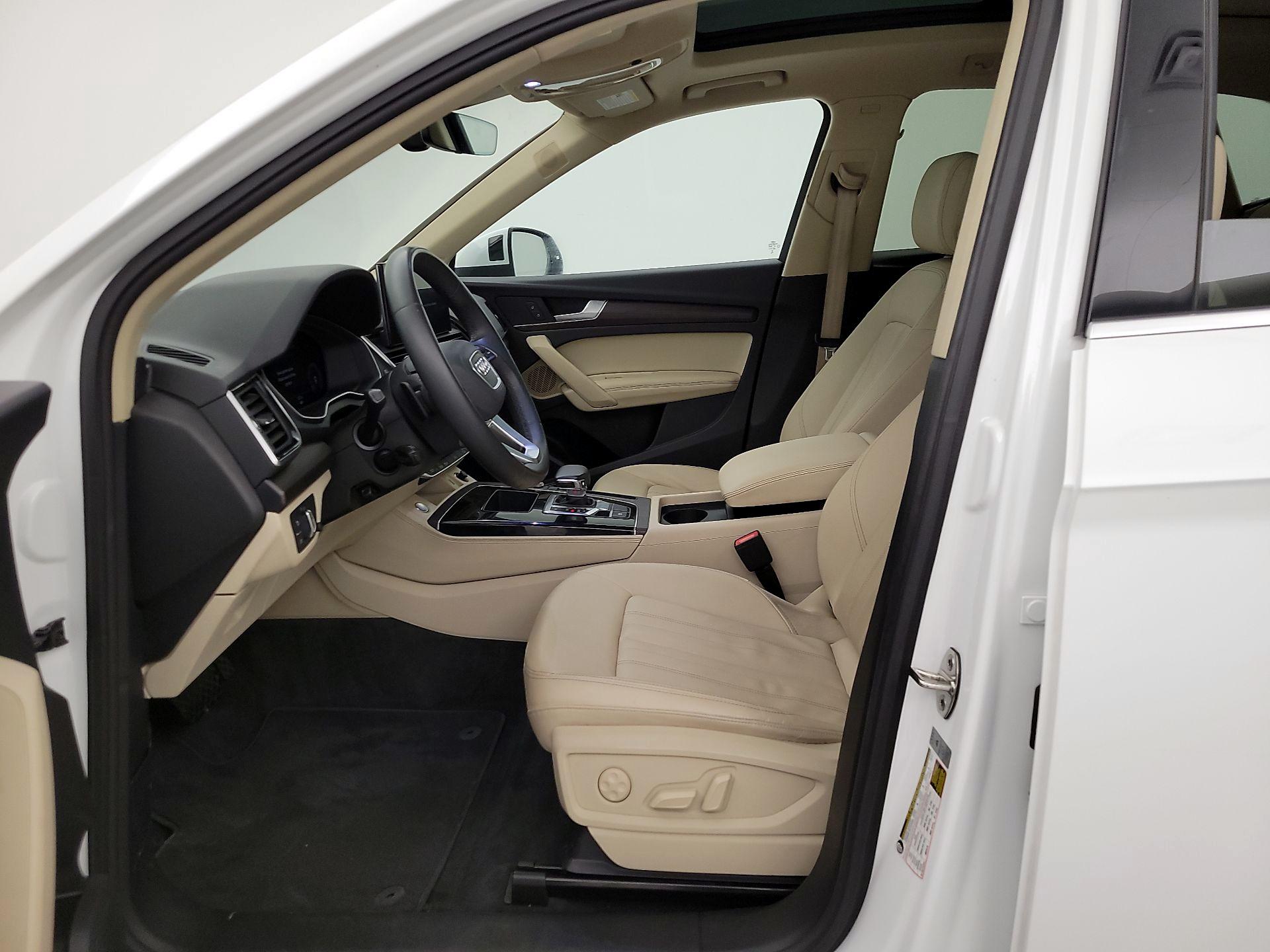 Thumbnail: 2023 Audi Q5 - 11