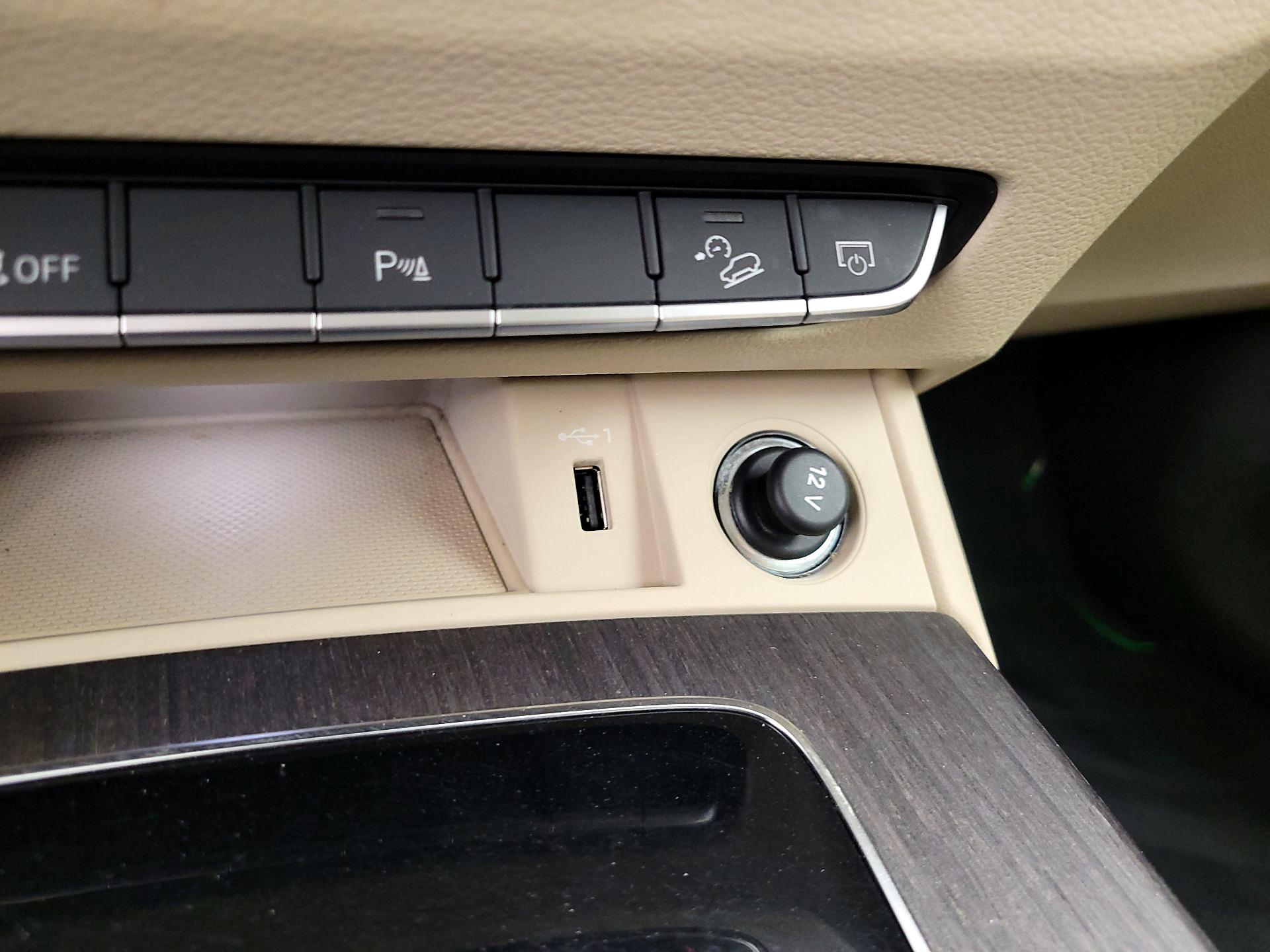 Thumbnail: 2023 Audi Q5 - 18