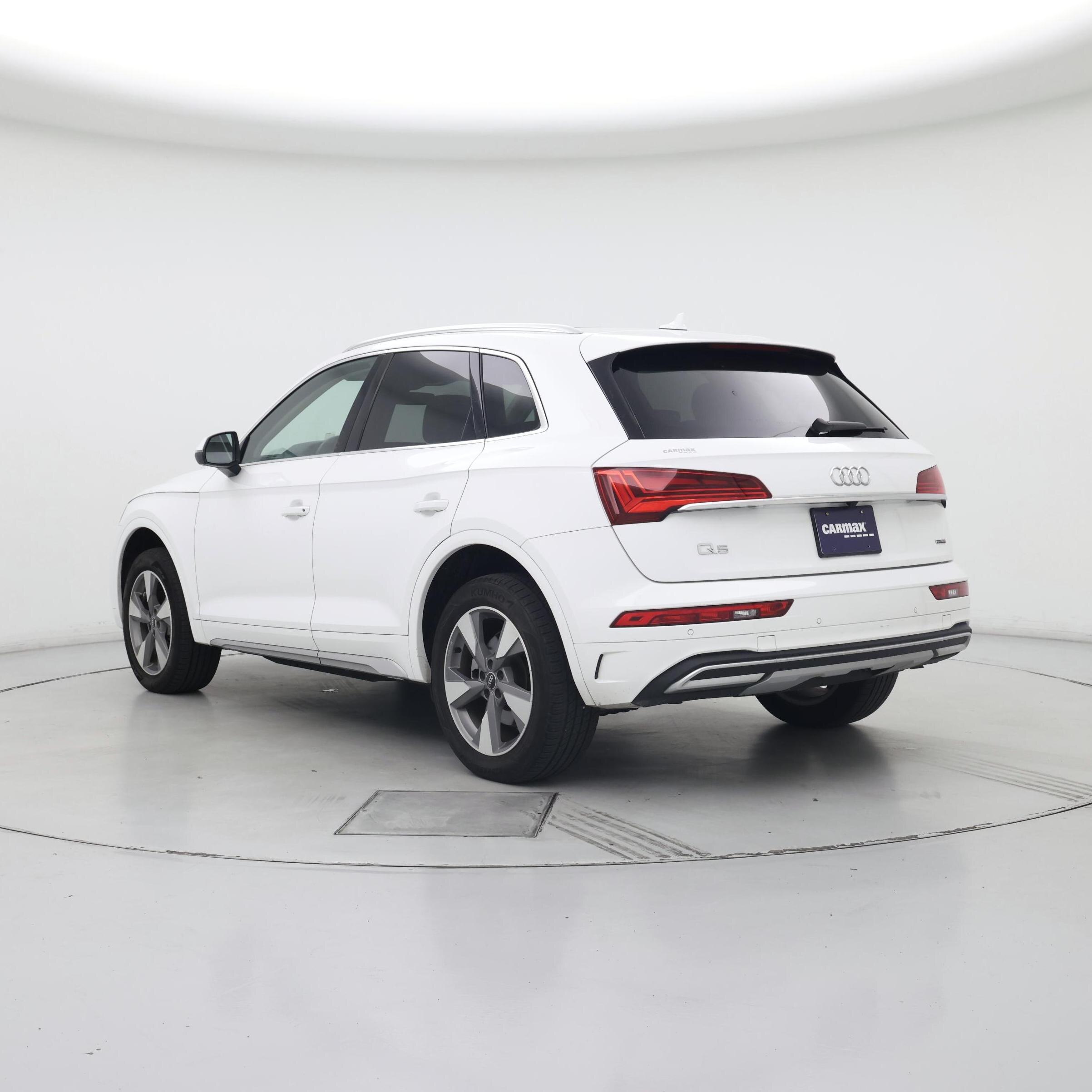 Thumbnail: 2023 Audi Q5 - 2