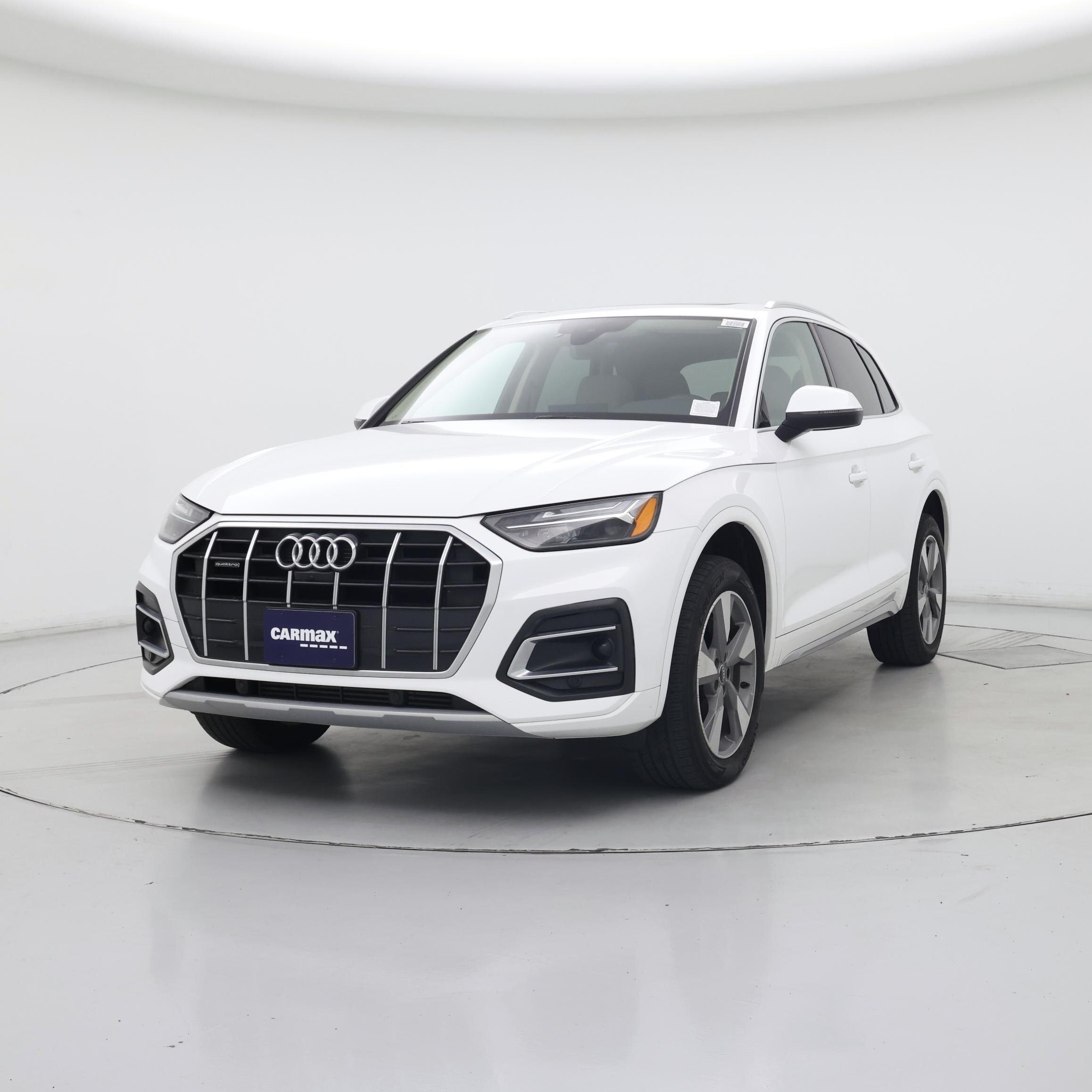 Thumbnail: 2023 Audi Q5 - 4
