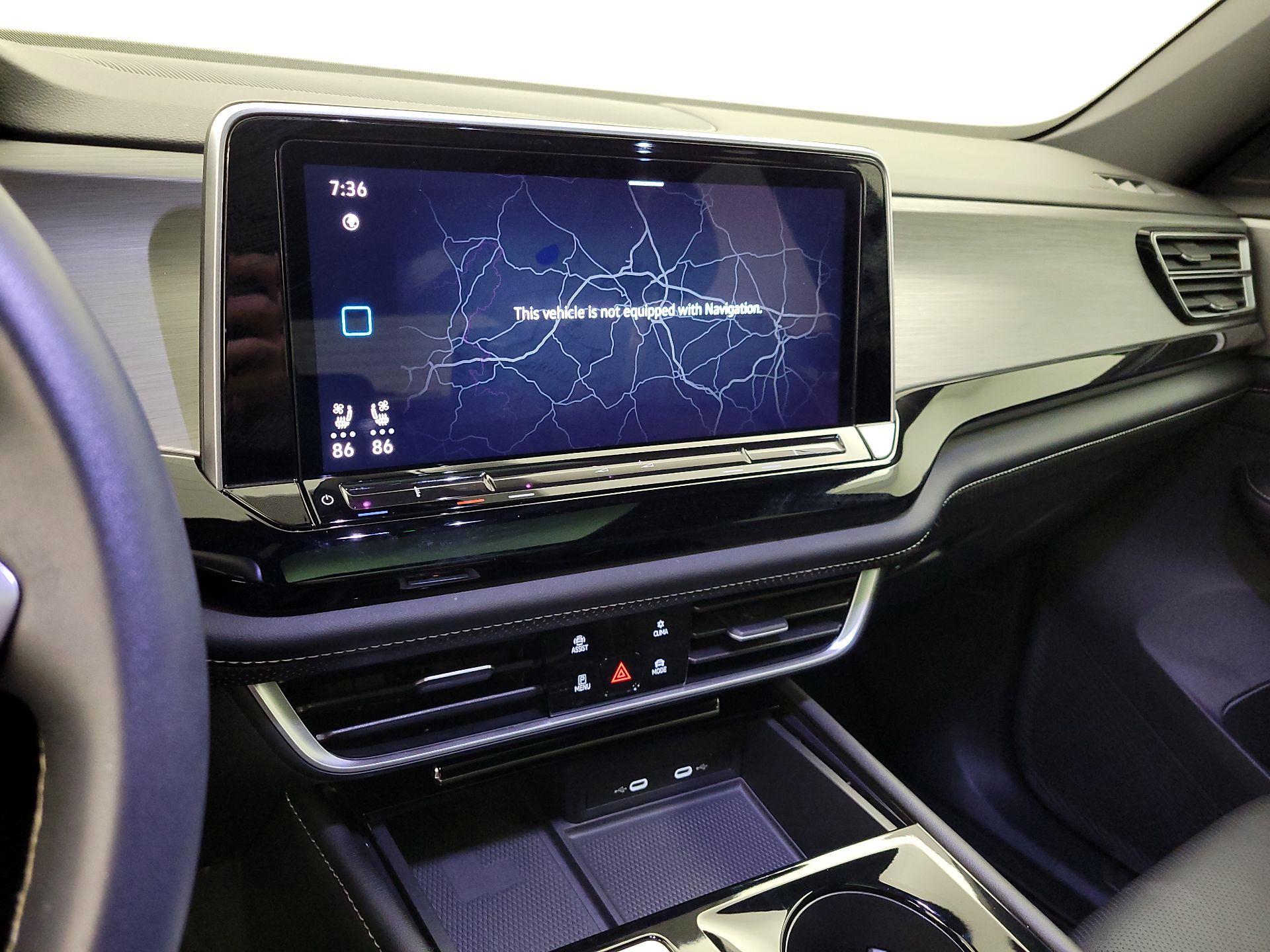 Thumbnail: 2024 Volkswagen Atlas - 14