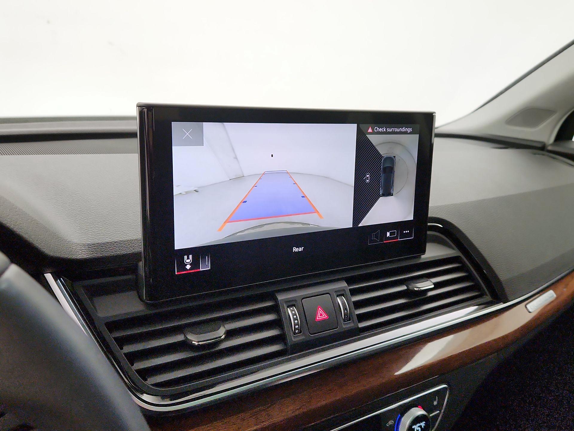 Thumbnail: 2022 Audi Q5 - 14