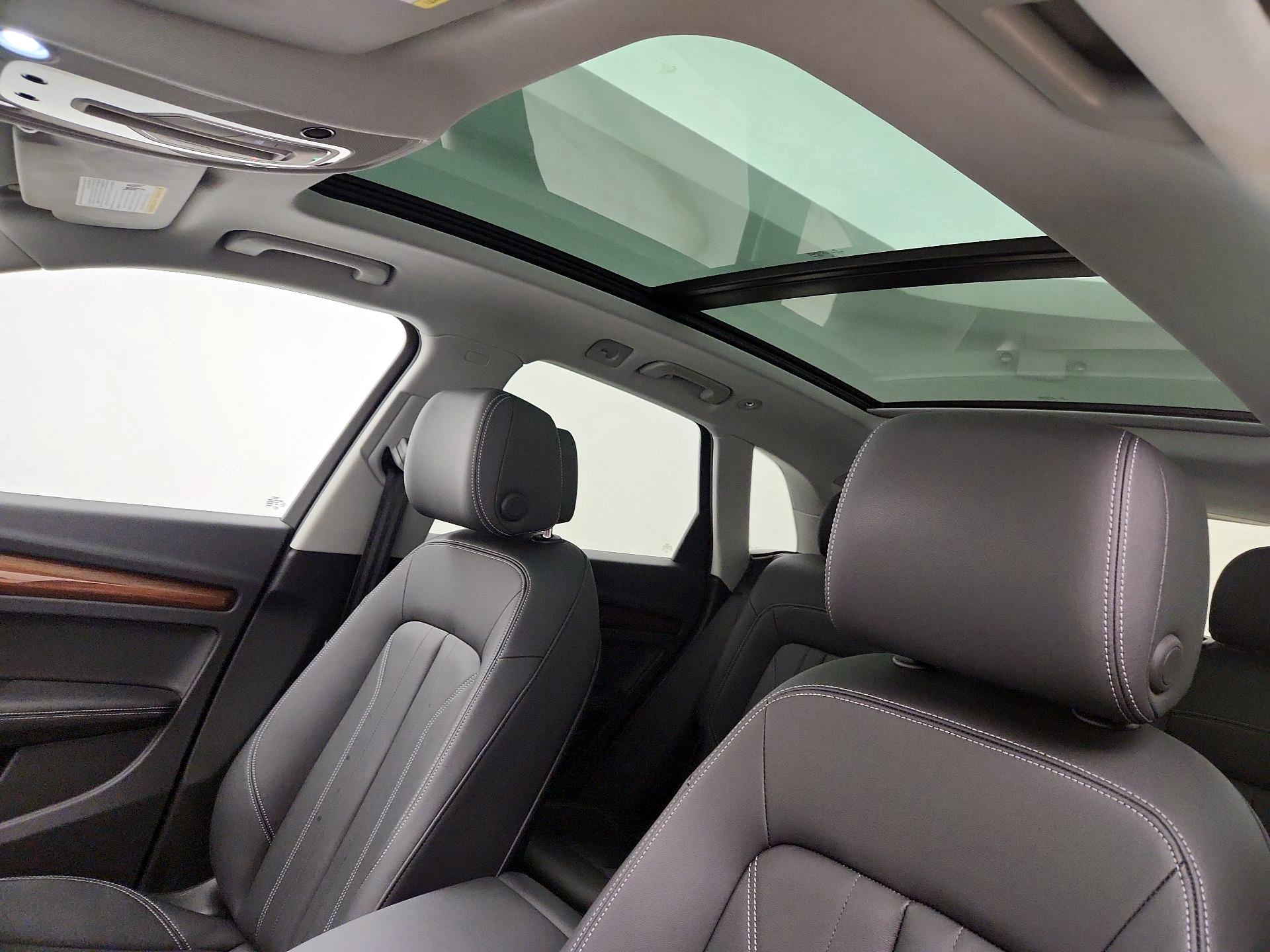 Thumbnail: 2022 Audi Q5 - 19