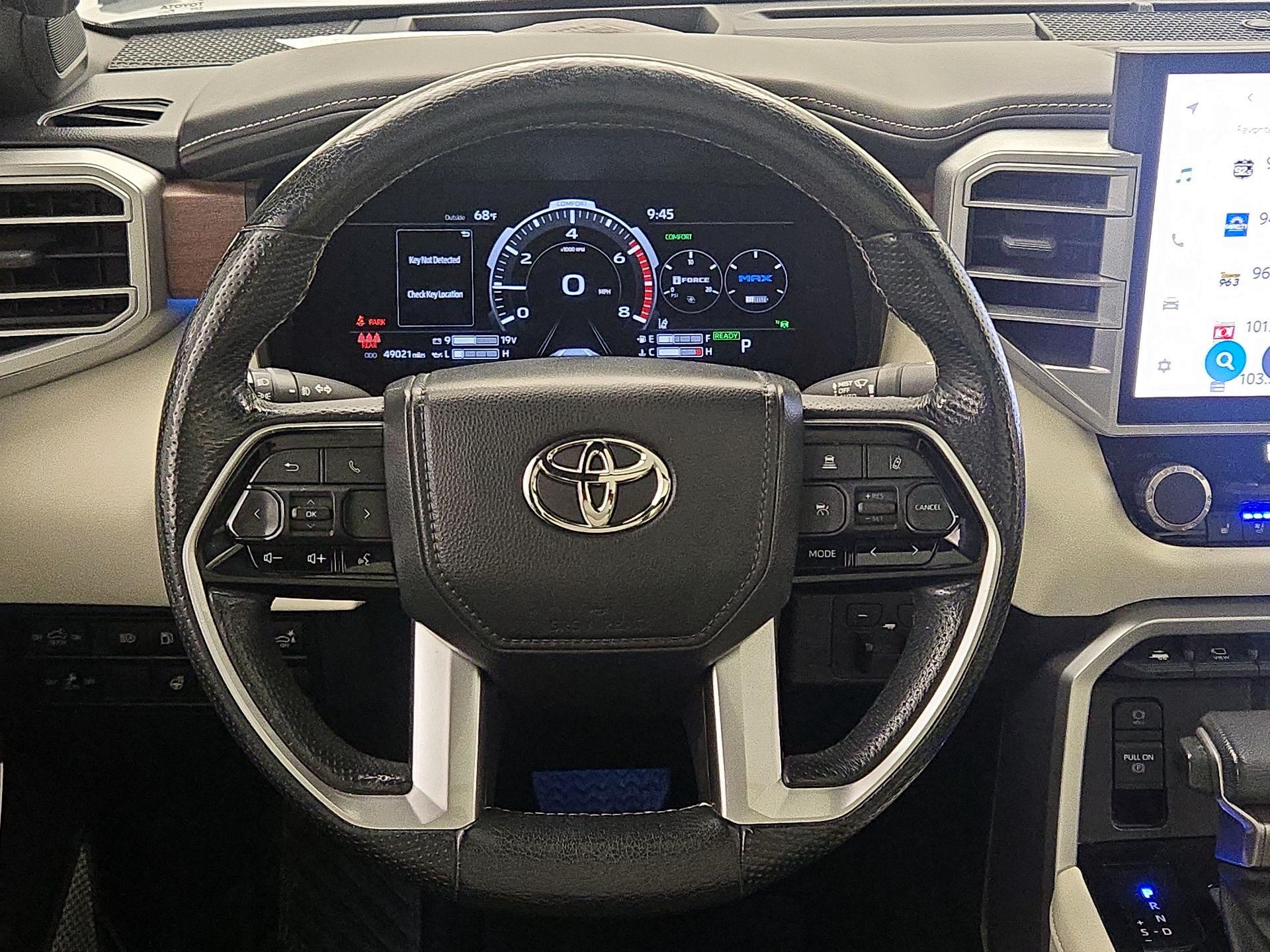 Thumbnail: 2022 Toyota Tundra - 10