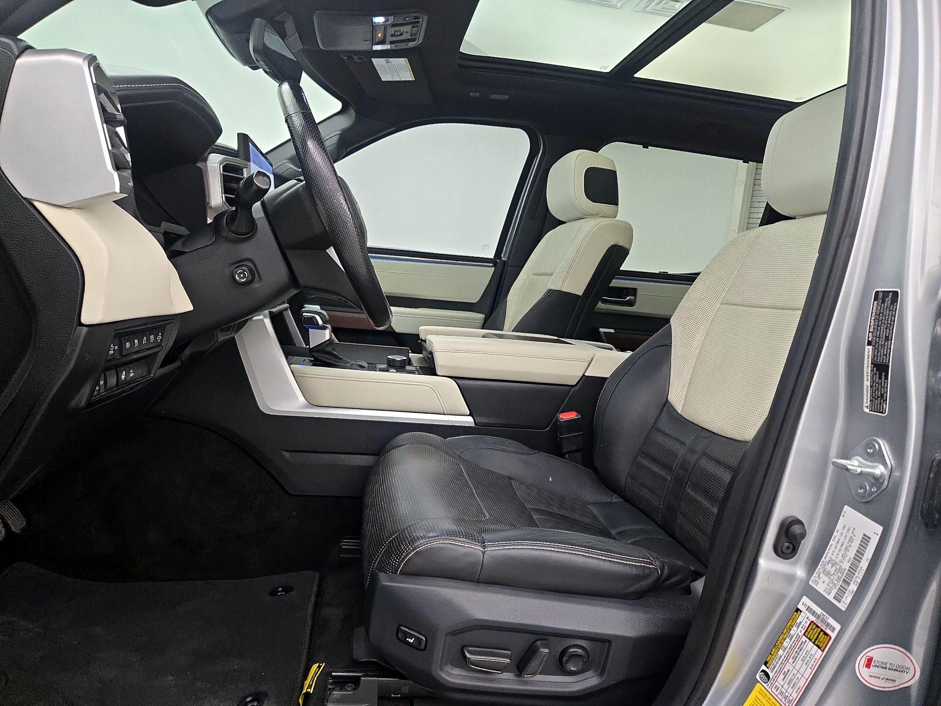 Thumbnail: 2022 Toyota Tundra - 11