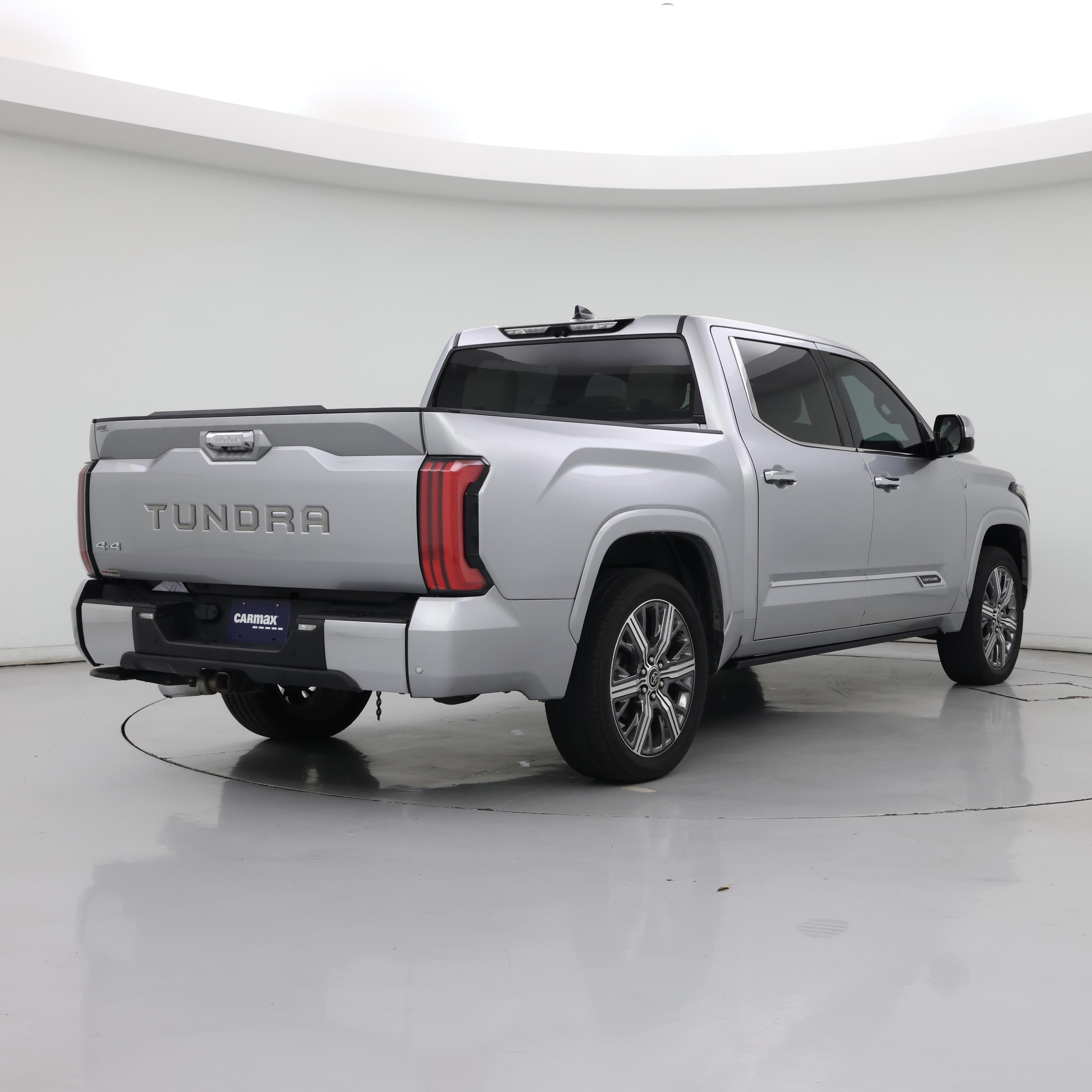 Thumbnail: 2022 Toyota Tundra - 8