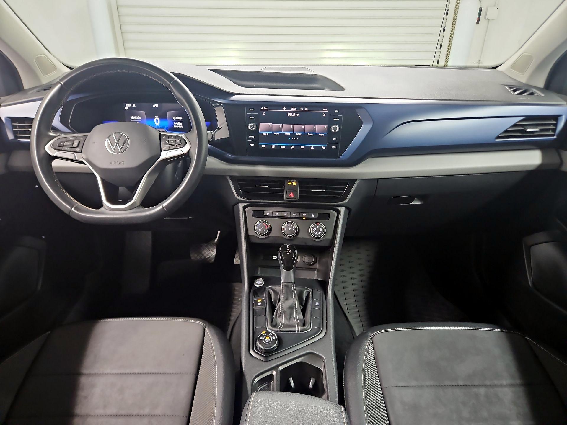 Thumbnail: 2022 Volkswagen Taos - 9