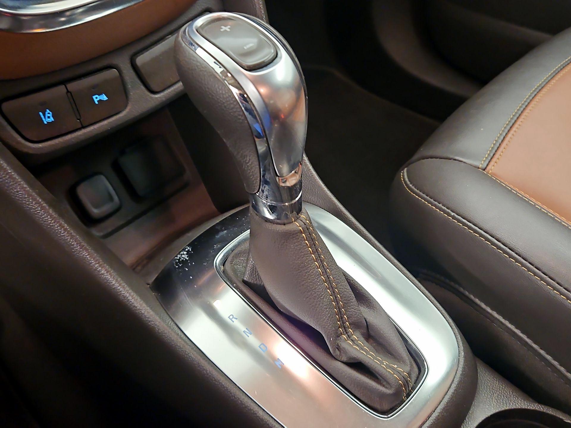 Thumbnail: 2015 Buick Encore - 18