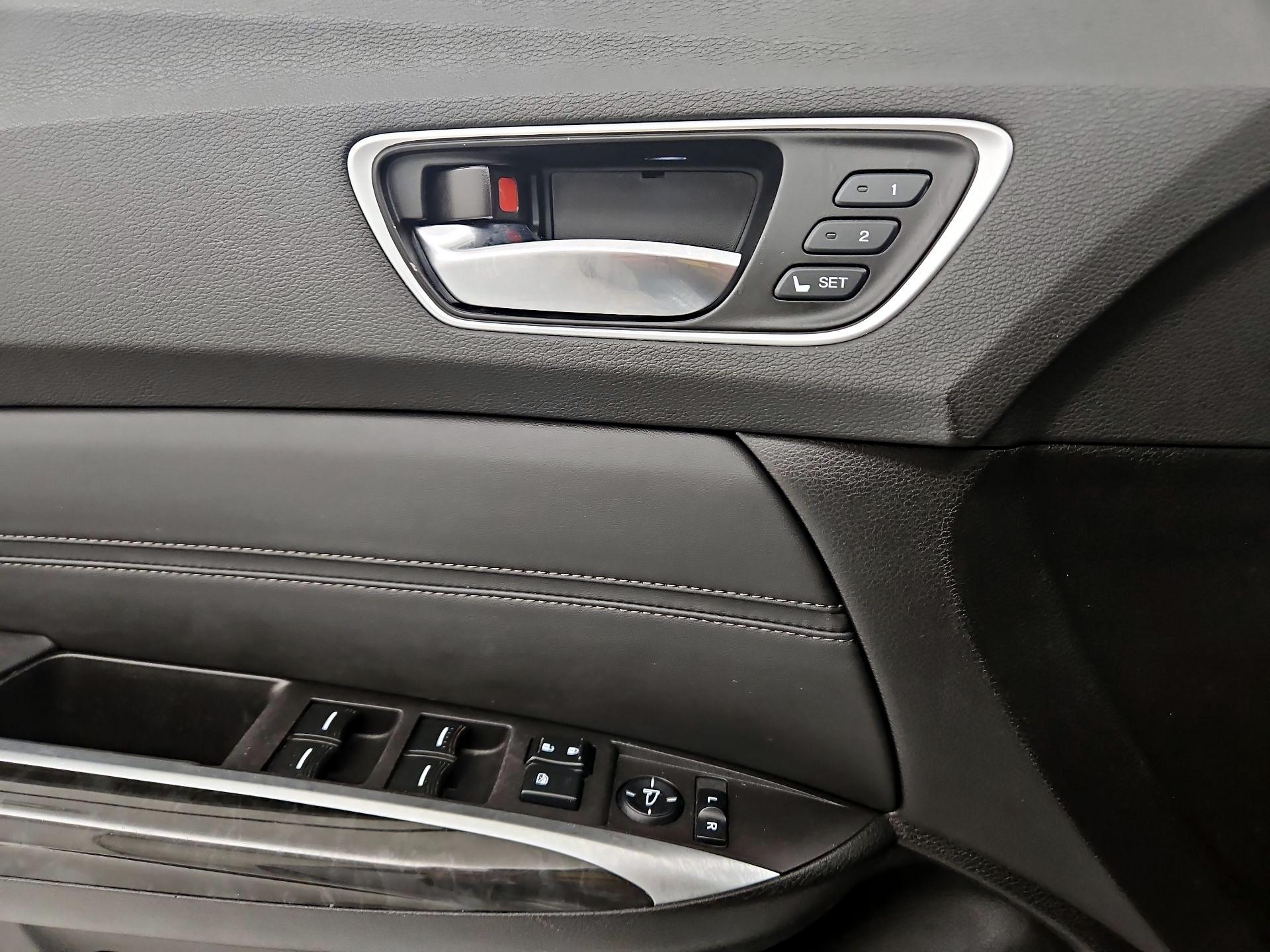 Thumbnail: 2020 Acura TLX - 12