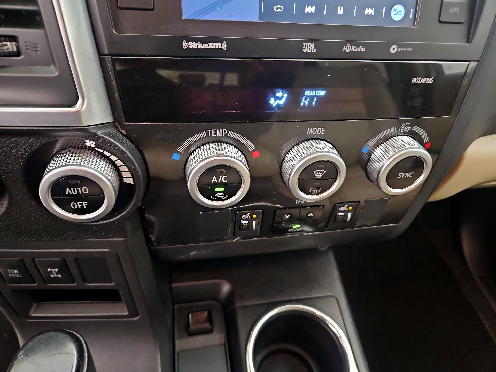 Thumbnail: 2020 Toyota Sequoia - 17