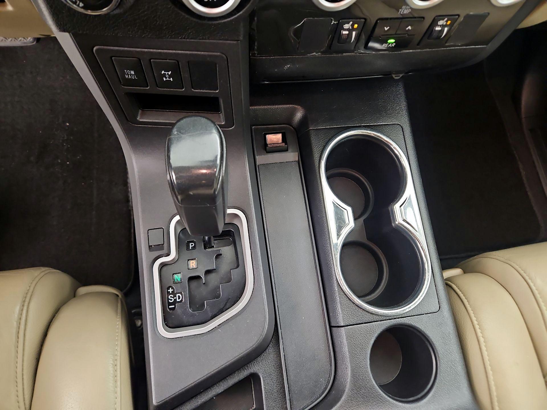 Thumbnail: 2020 Toyota Sequoia - 18