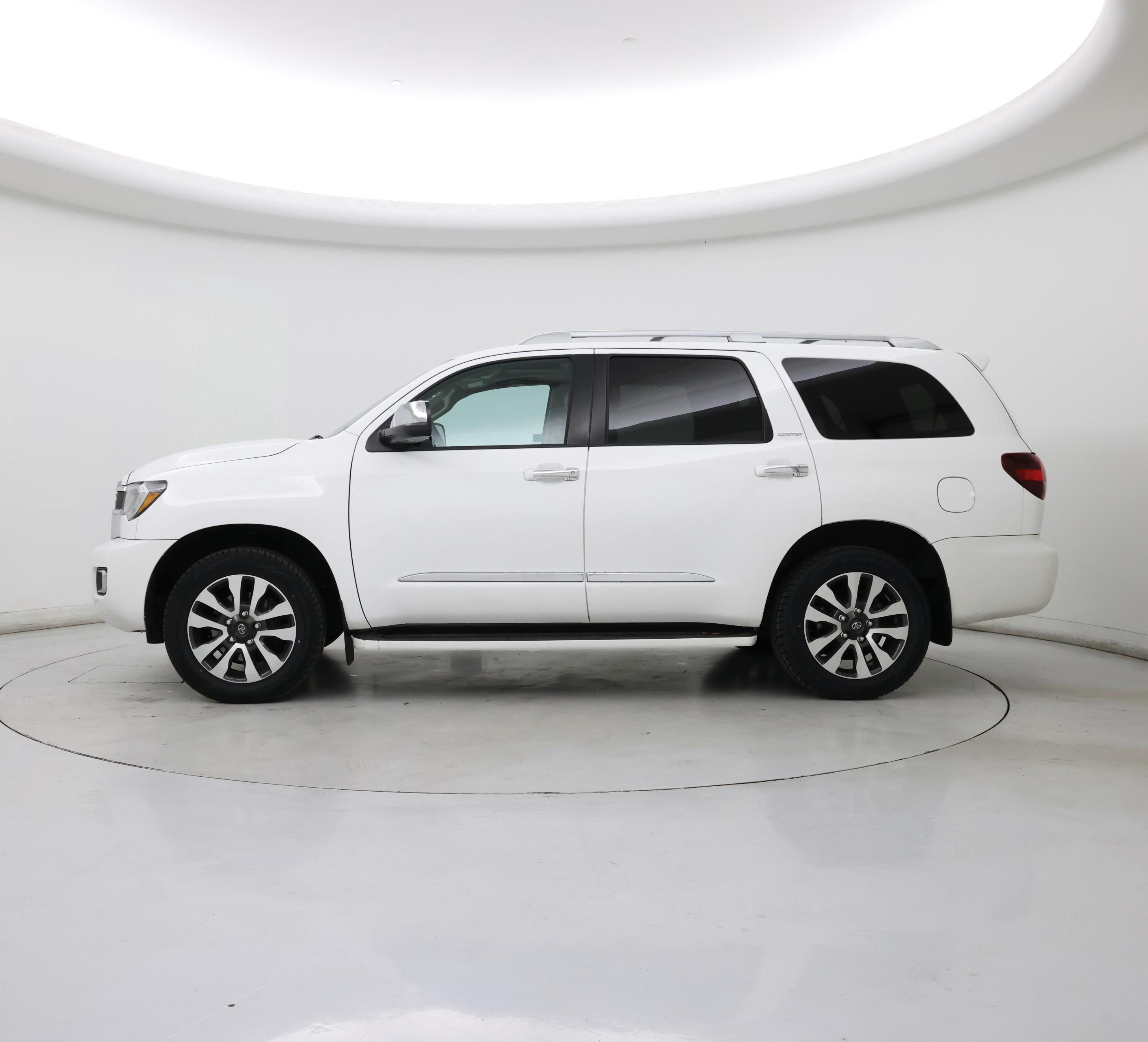 Thumbnail: 2020 Toyota Sequoia - 3