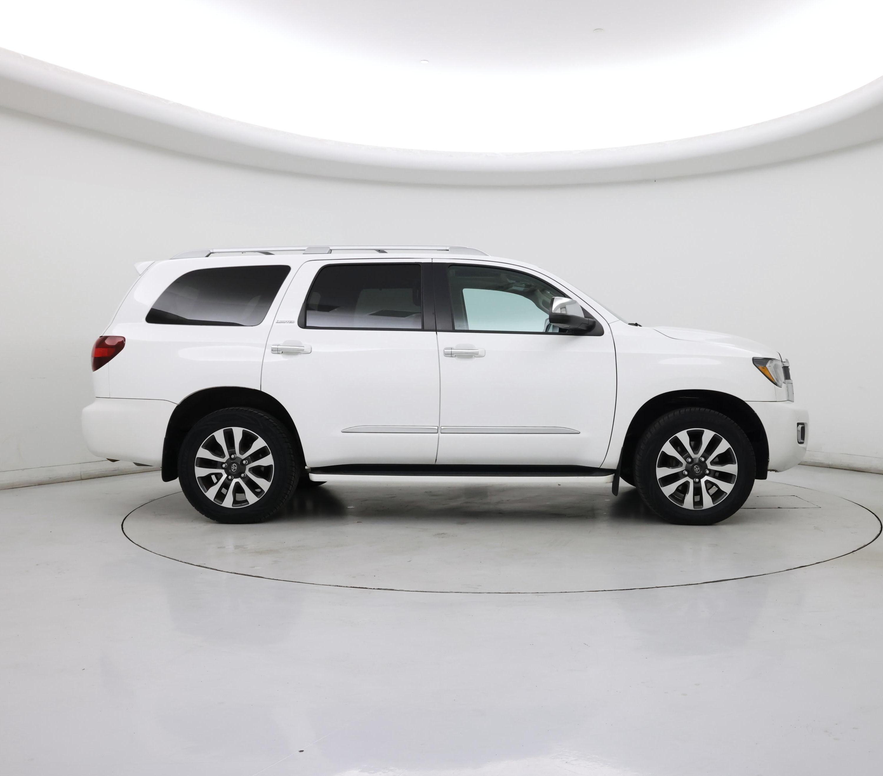 Thumbnail: 2020 Toyota Sequoia - 7