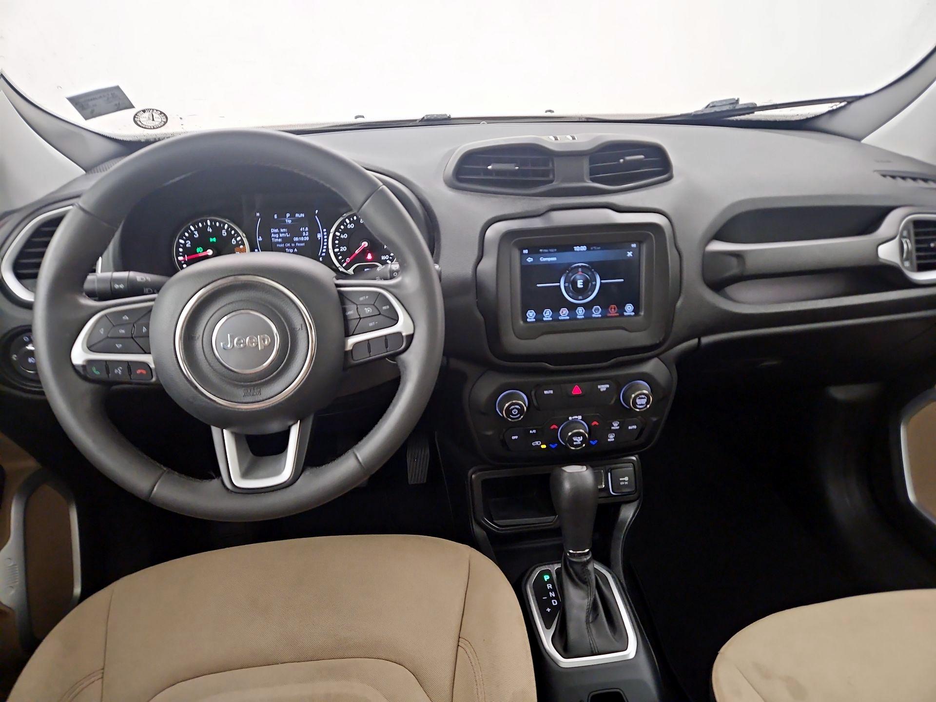 Thumbnail: 2020 Jeep Renegade - 9