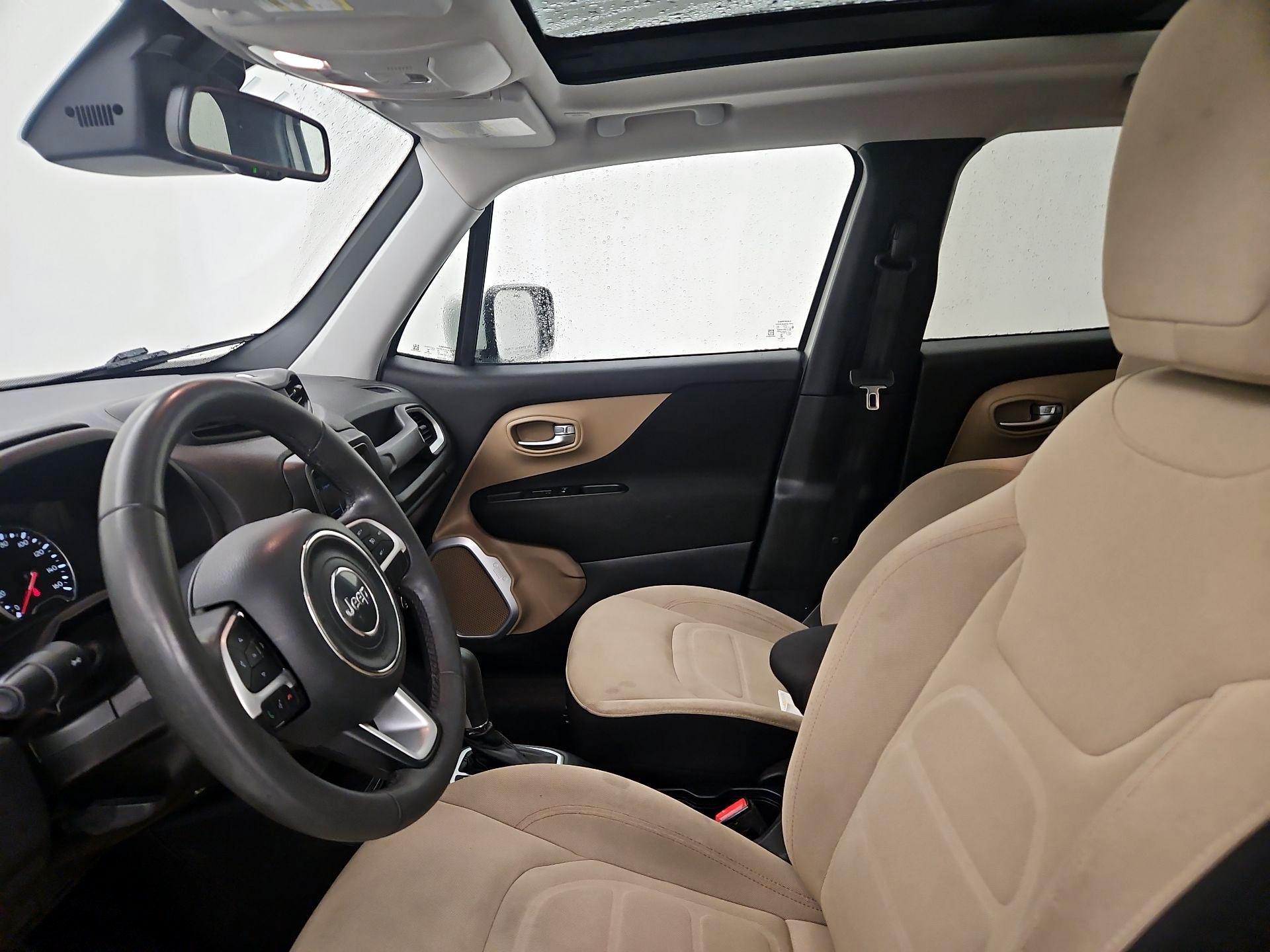 Thumbnail: 2020 Jeep Renegade - 11