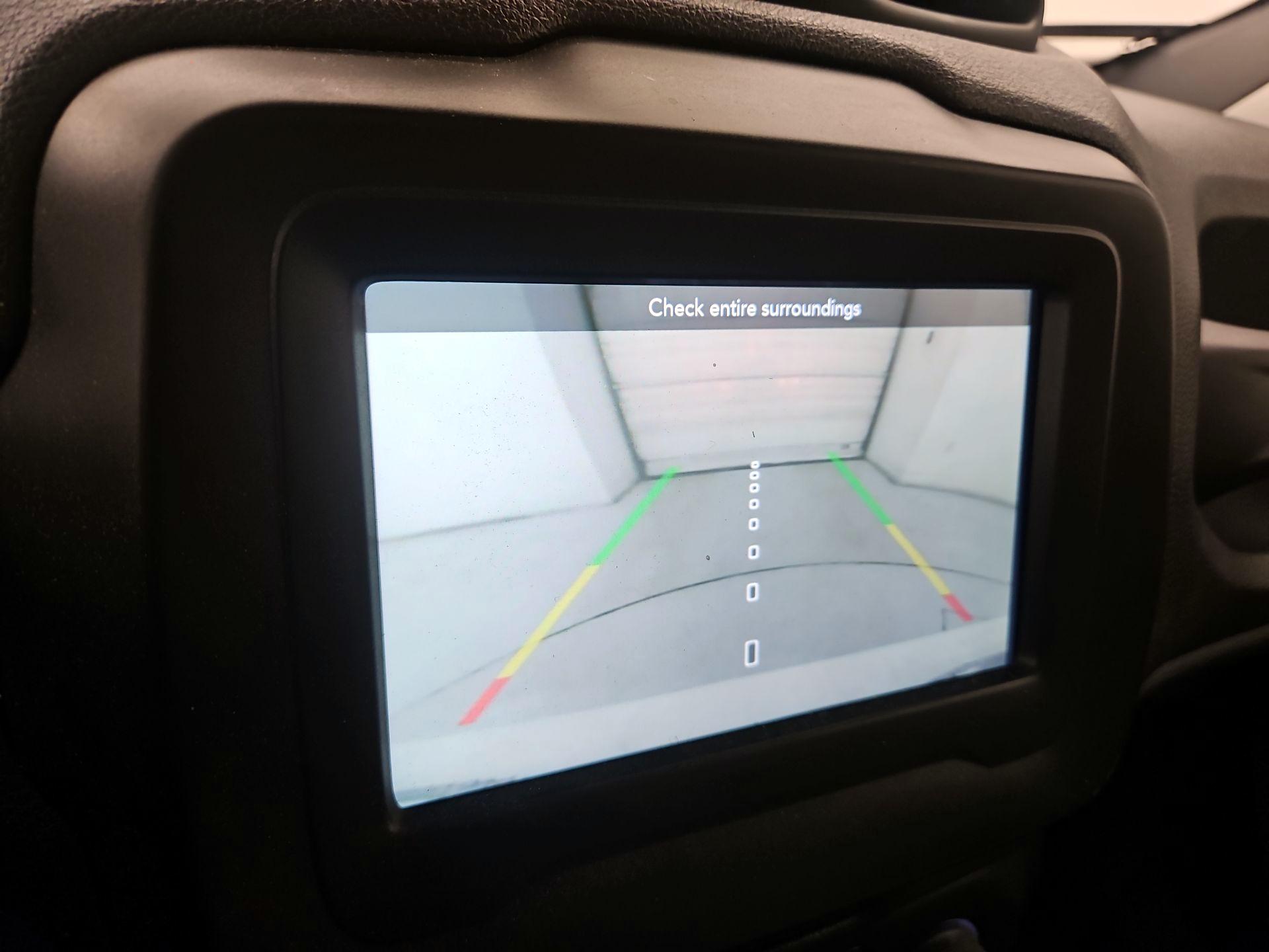 Thumbnail: 2020 Jeep Renegade - 15