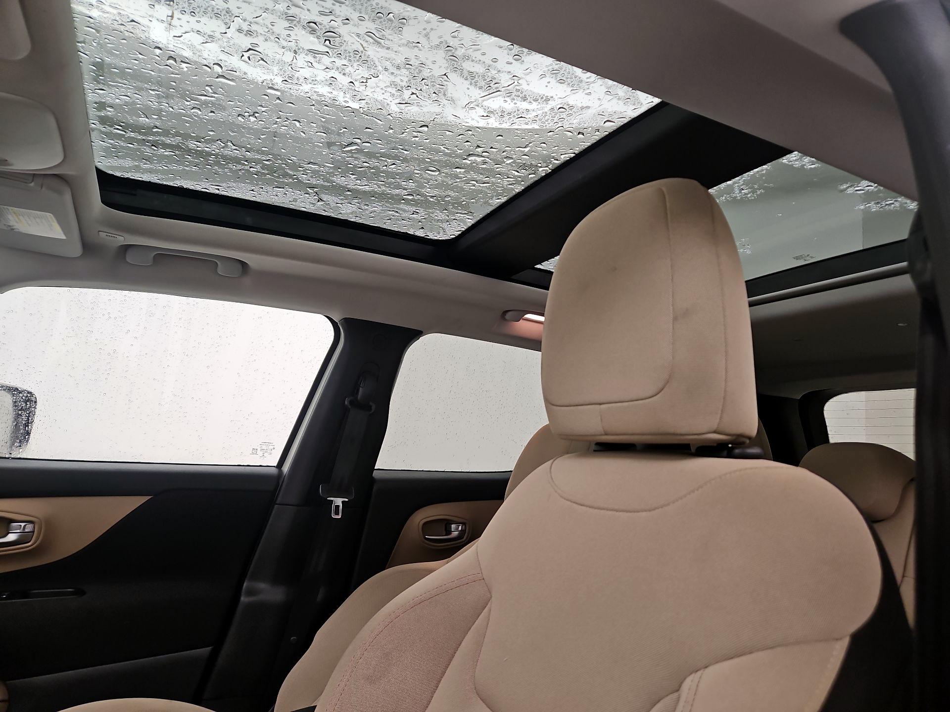 Thumbnail: 2020 Jeep Renegade - 20