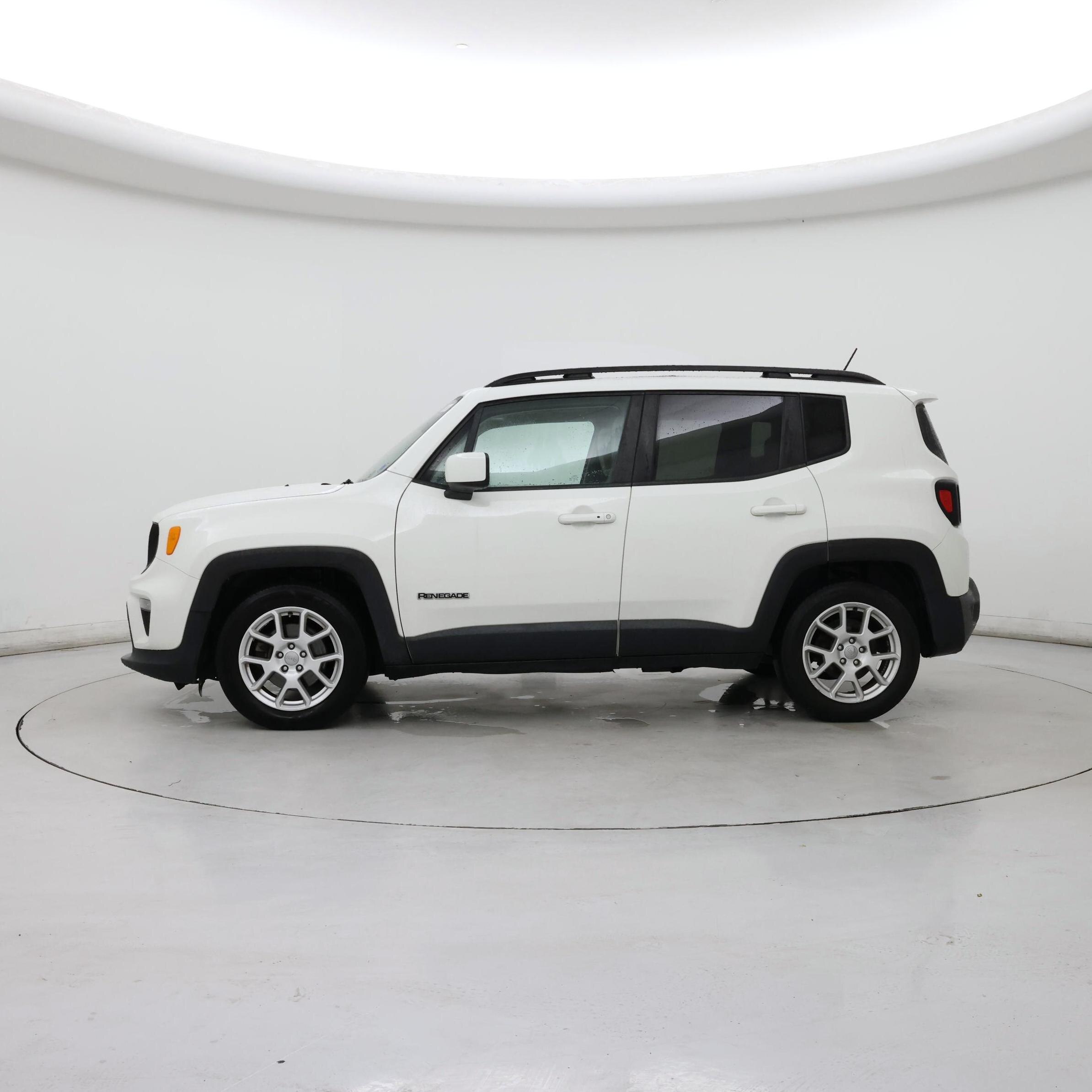 Thumbnail: 2020 Jeep Renegade - 3