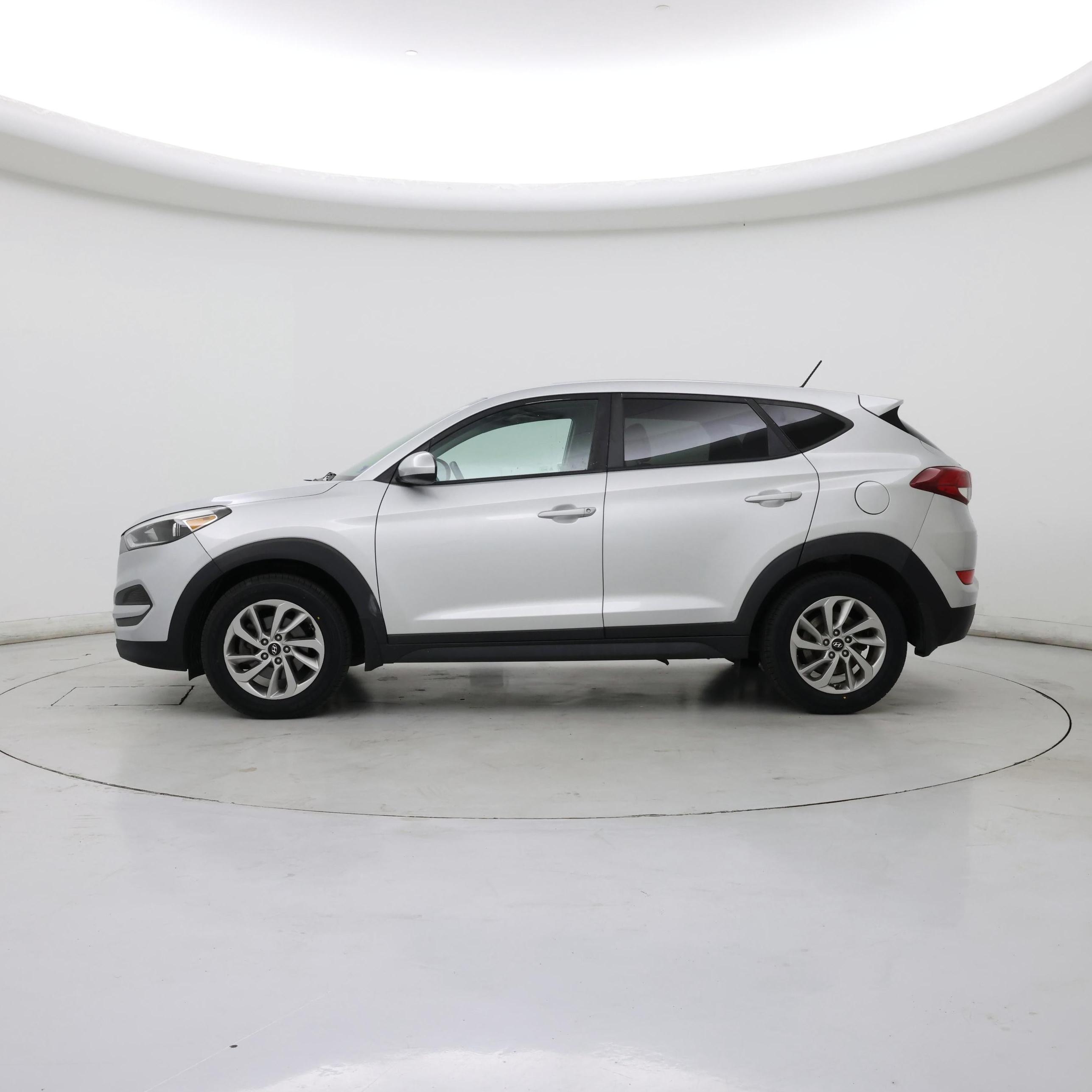 Thumbnail: 2018 Hyundai Tucson - 3