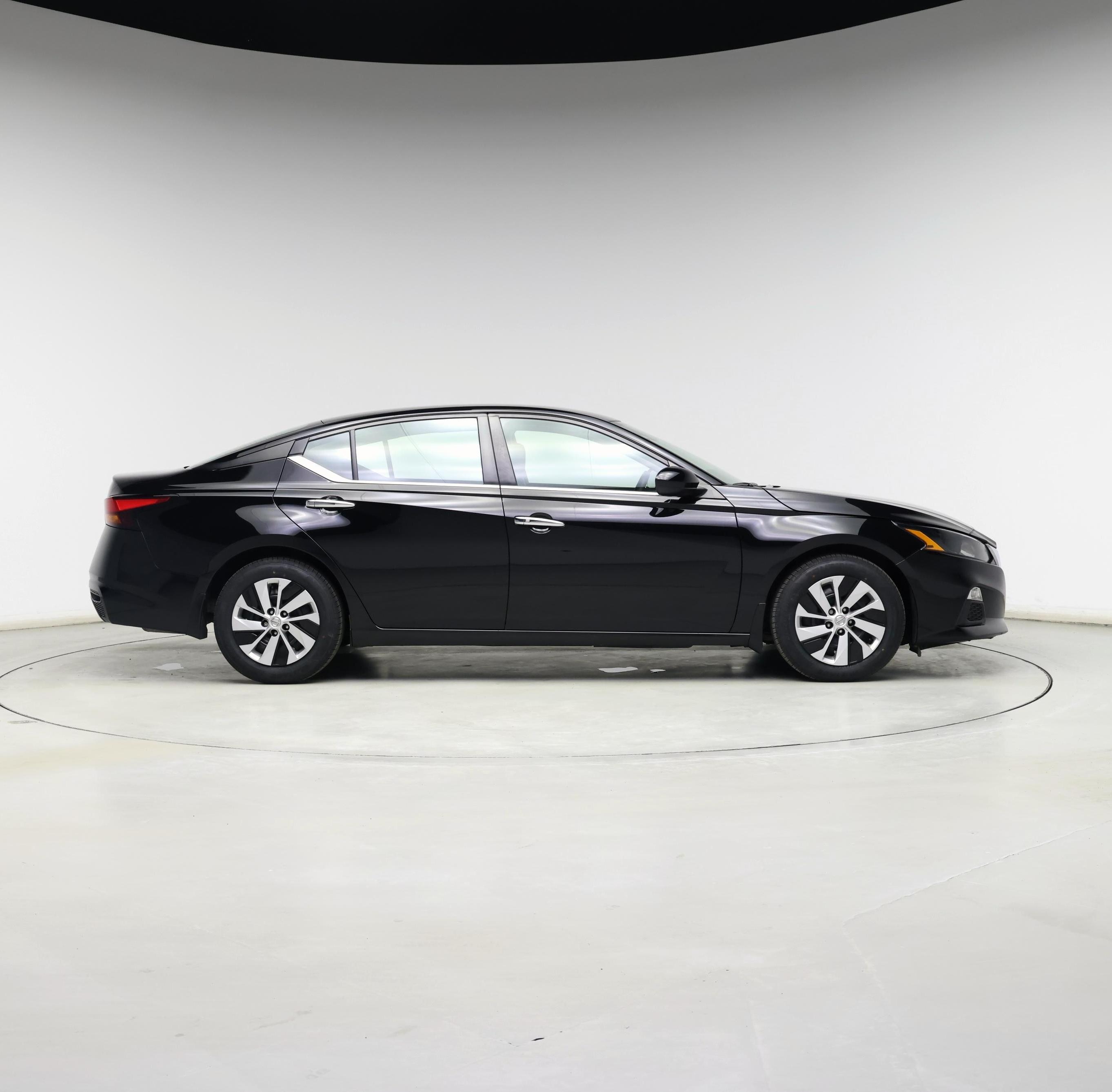 Thumbnail: 2022 Nissan Altima - 7