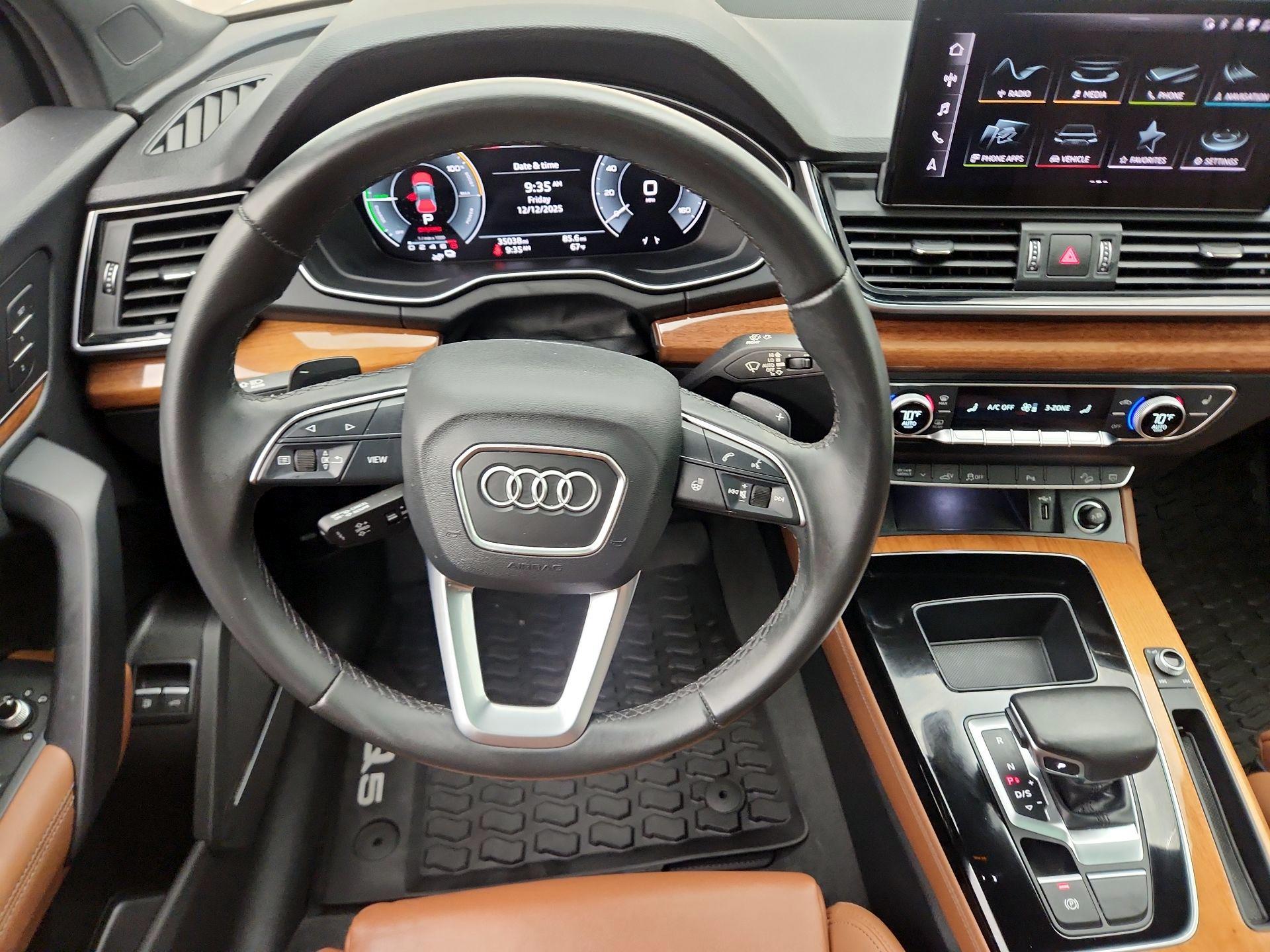 Thumbnail: 2022 Audi Q5 - 10