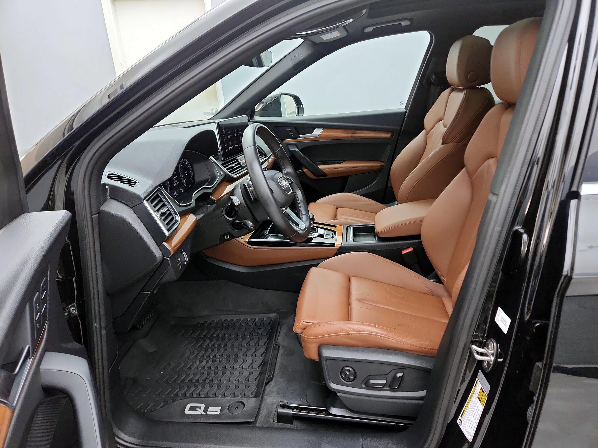 Thumbnail: 2022 Audi Q5 - 11