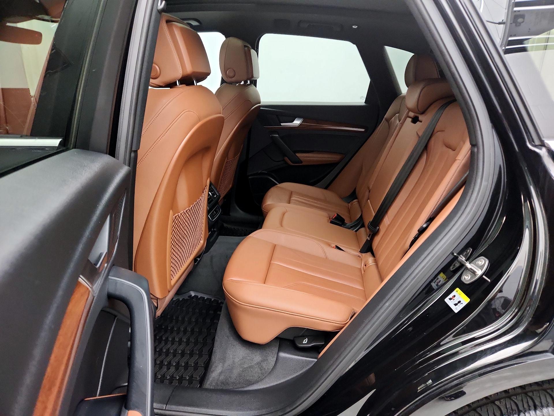 Thumbnail: 2022 Audi Q5 - 20