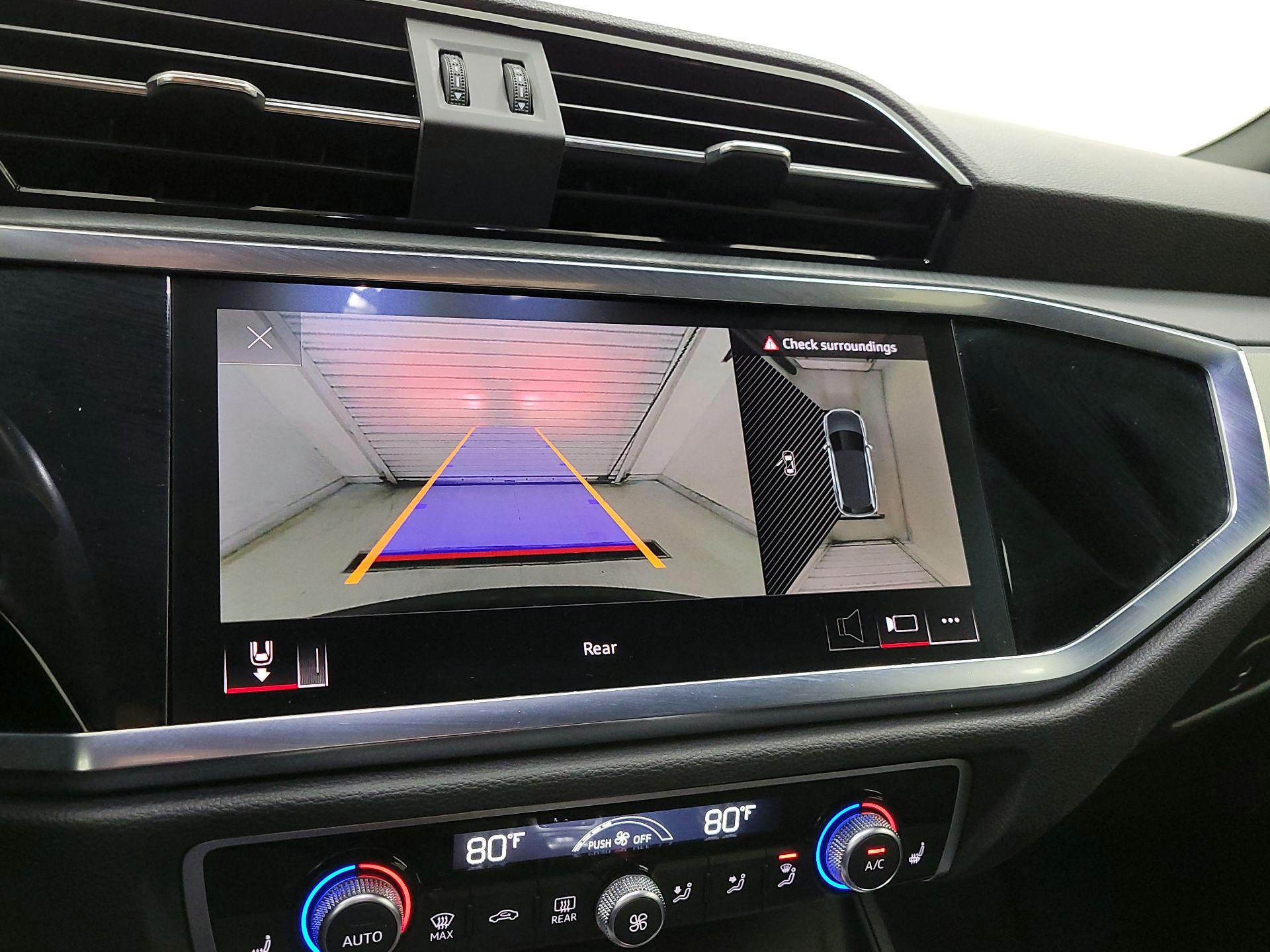 Thumbnail: 2023 Audi Q3 - 14