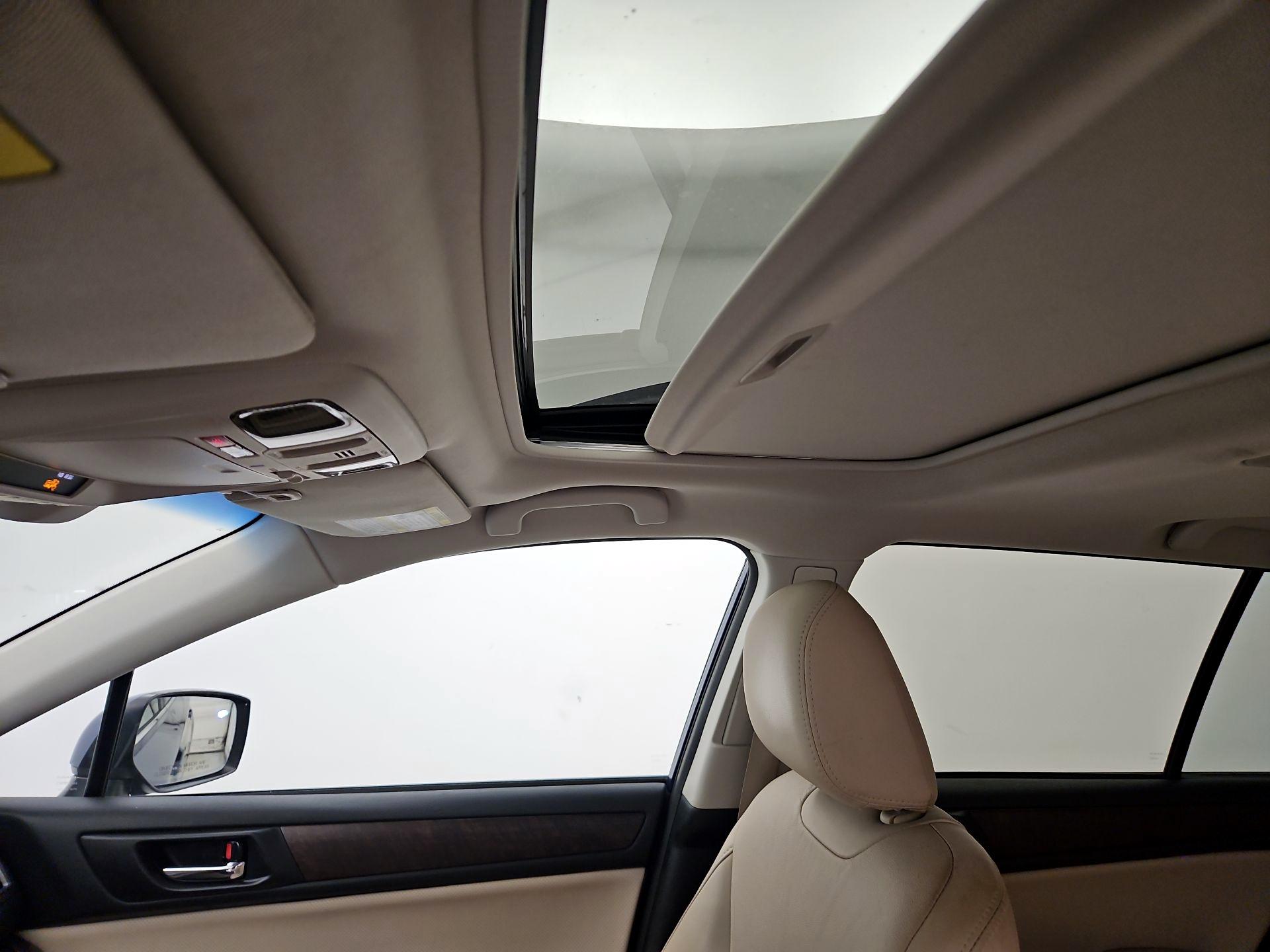 Thumbnail: 2017 Subaru Outback - 20