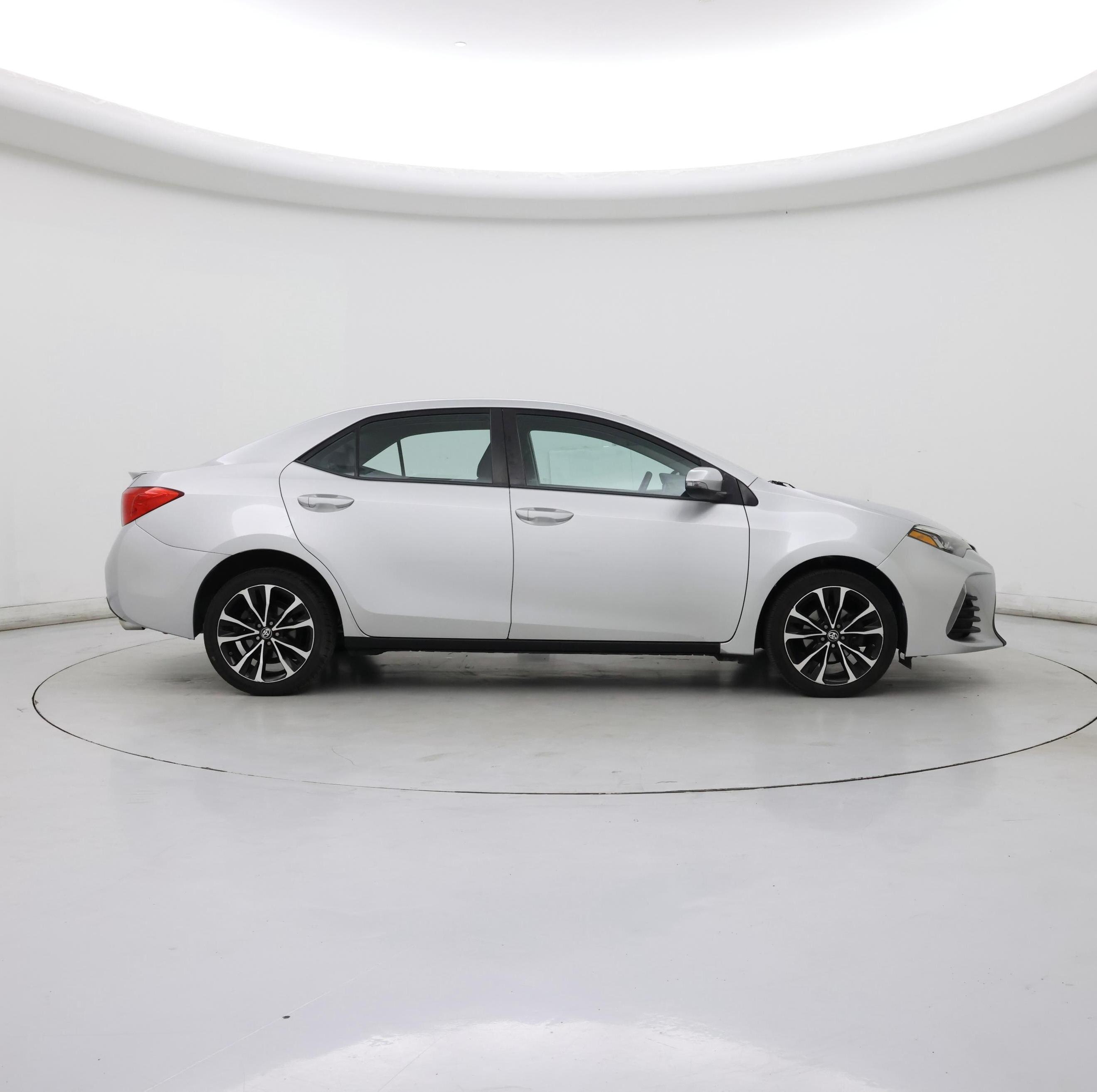 Thumbnail: 2017 Toyota Corolla - 7