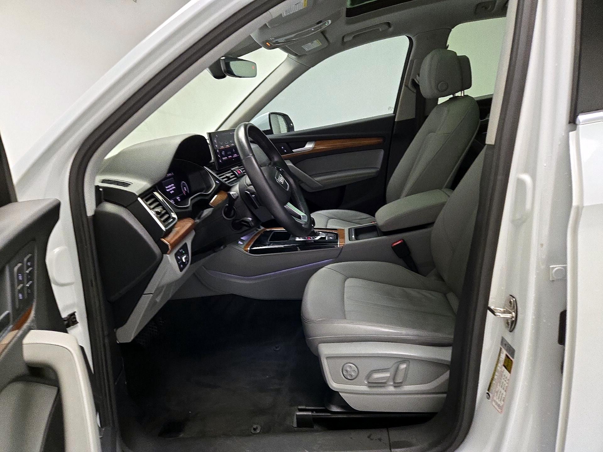 Thumbnail: 2022 Audi Q5 - 11