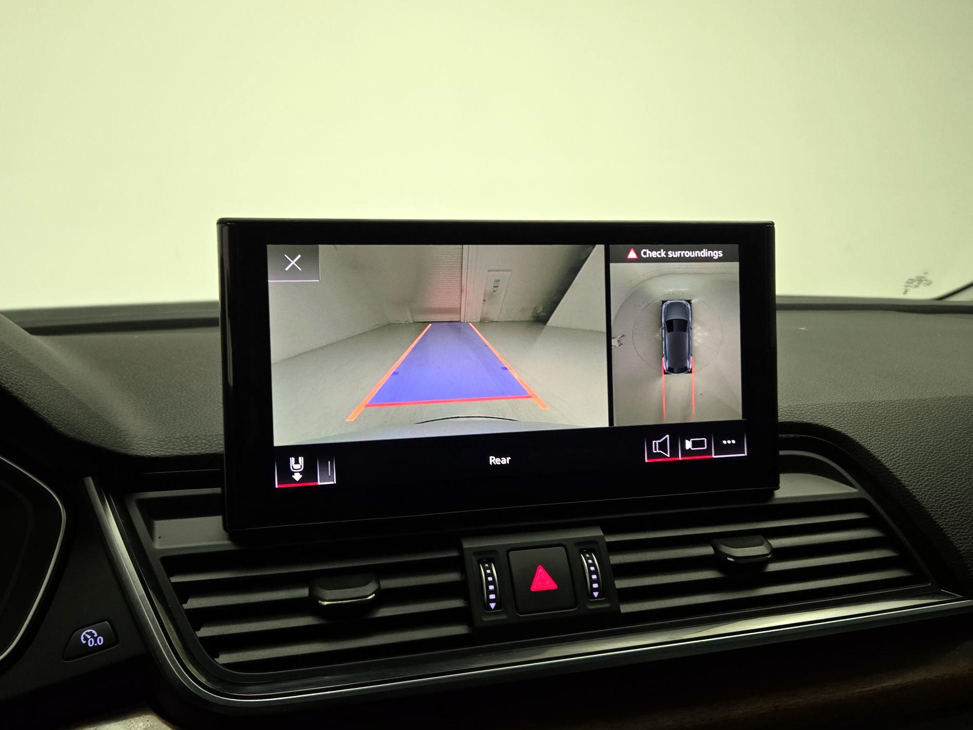 Thumbnail: 2022 Audi Q5 - 14