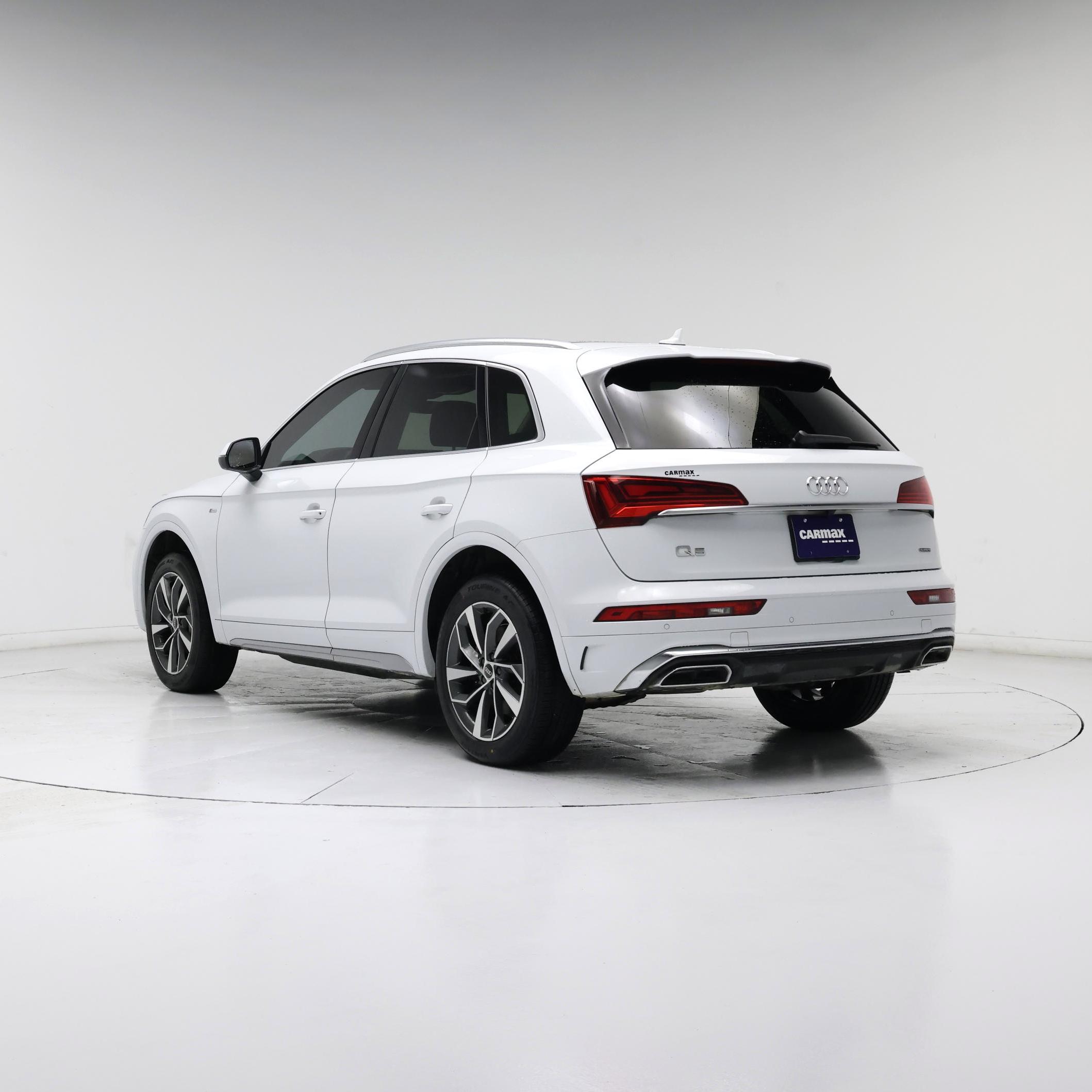 Thumbnail: 2022 Audi Q5 - 2