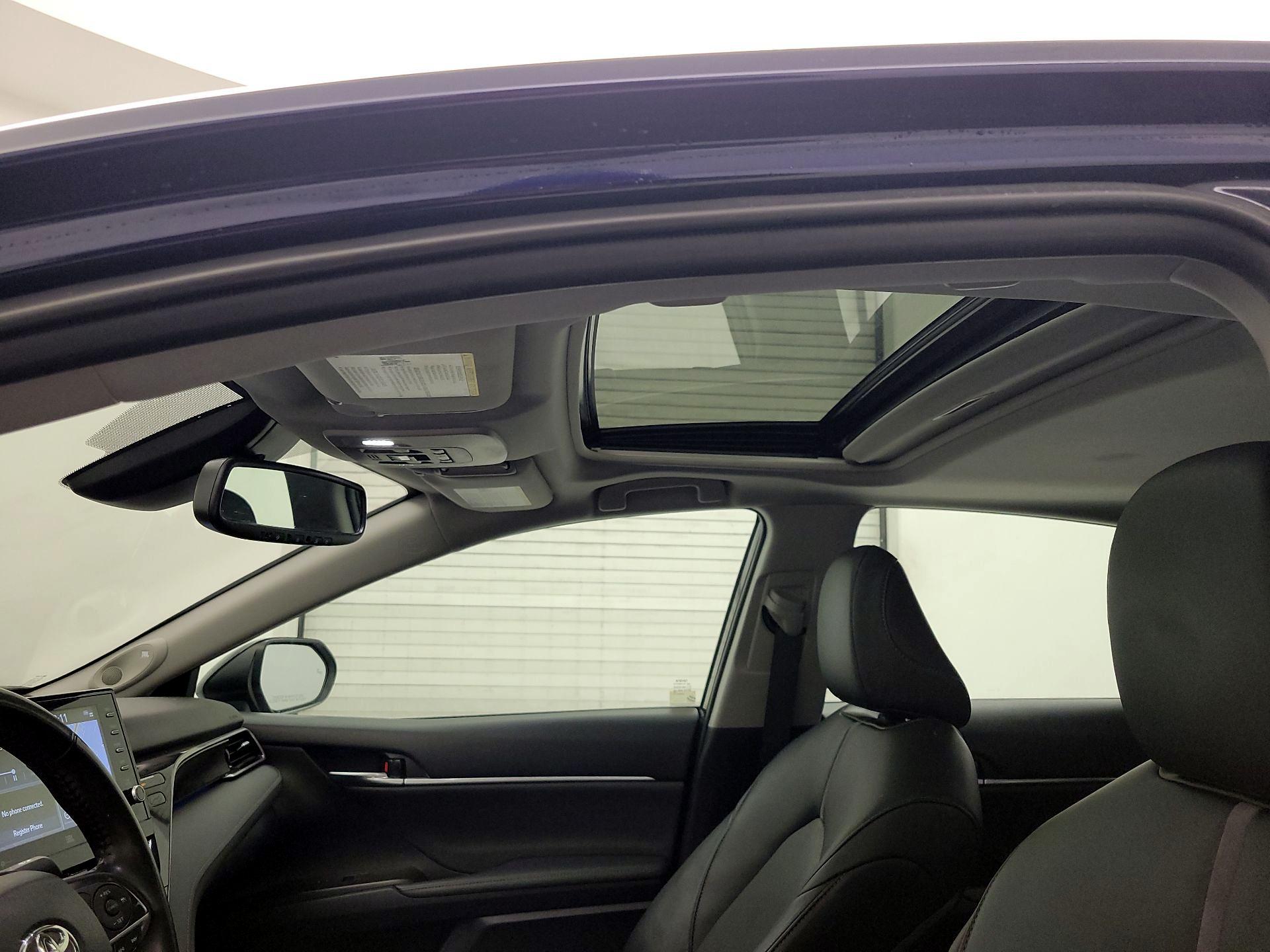 Thumbnail: 2022 Toyota Camry - 20